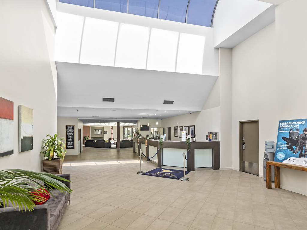 Images ibis Styles Canberra Eaglehawk
