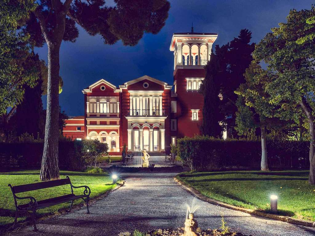Mercure Villa Romanazzi Carducci Bari A Bari Mappa E Contatti