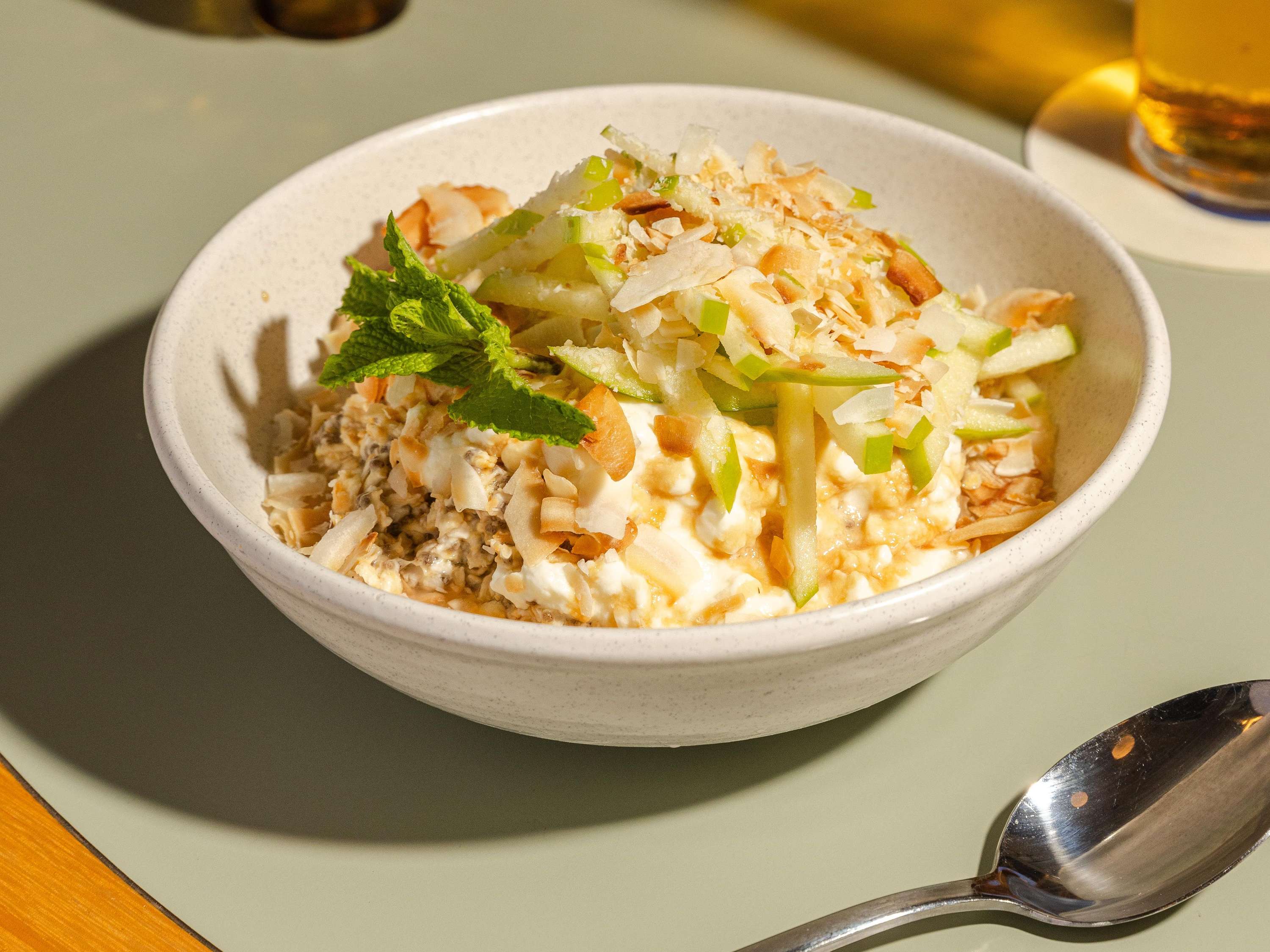 Images Ovello Bar and Kitchen