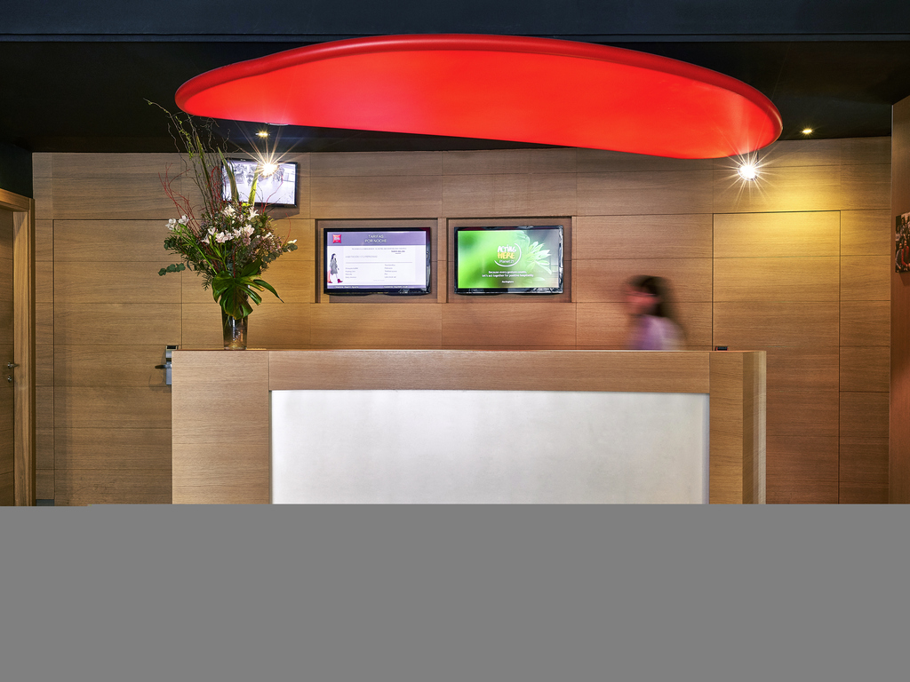 Images ibis Barcelona Centro