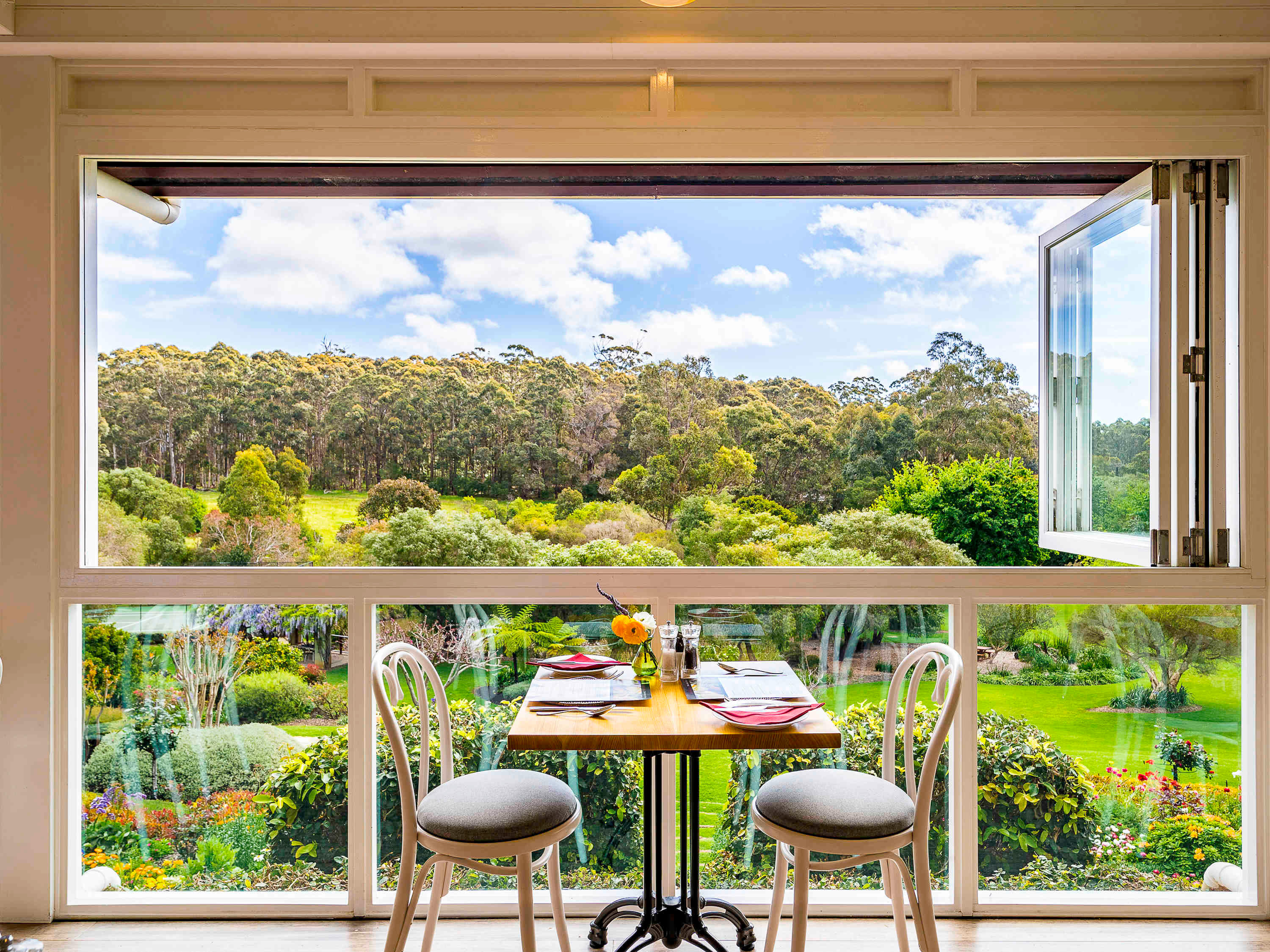 Images THE CONSERVATORY