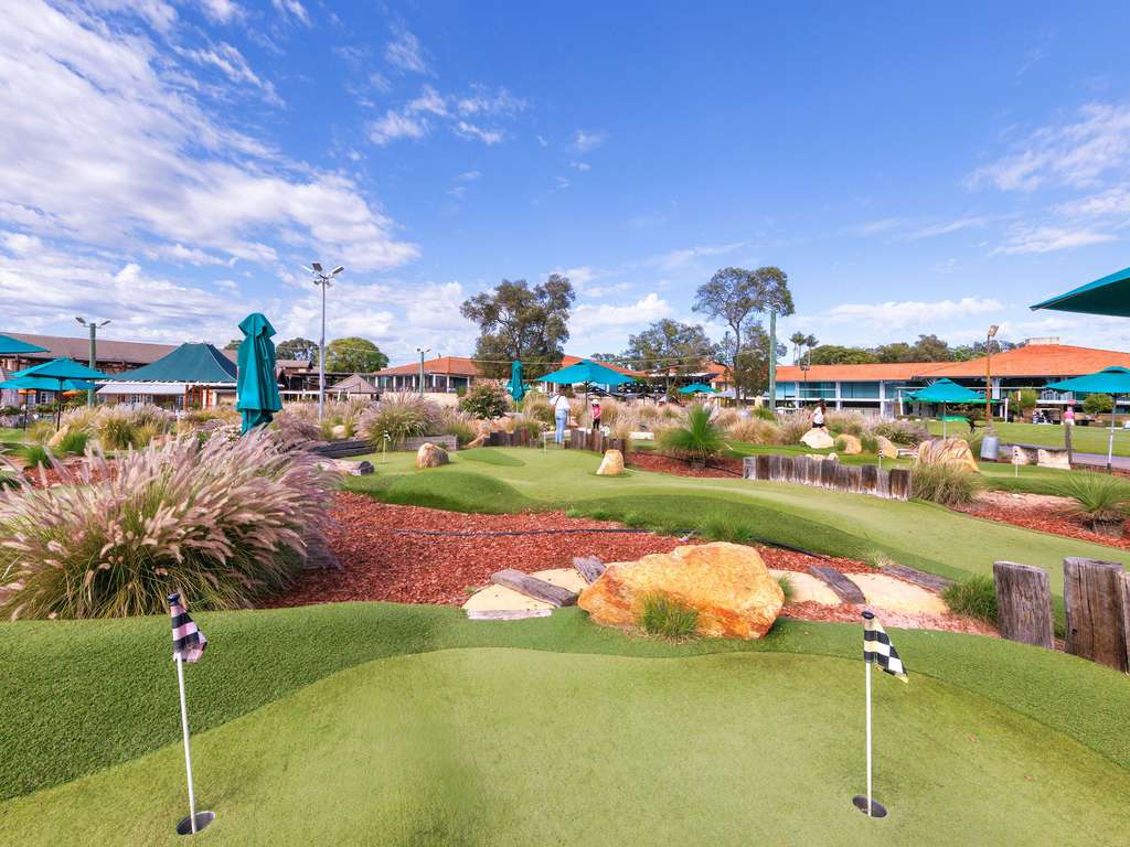 Images The Sebel Swan Valley The Vines