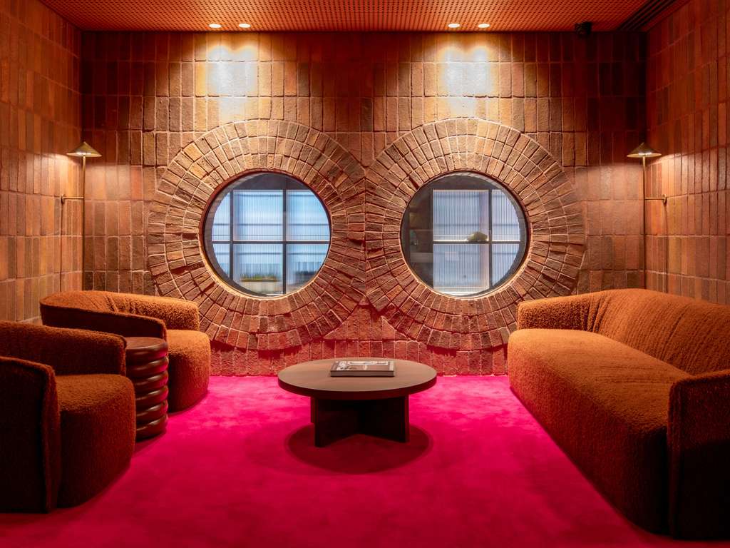 Images Hyde Melbourne Place