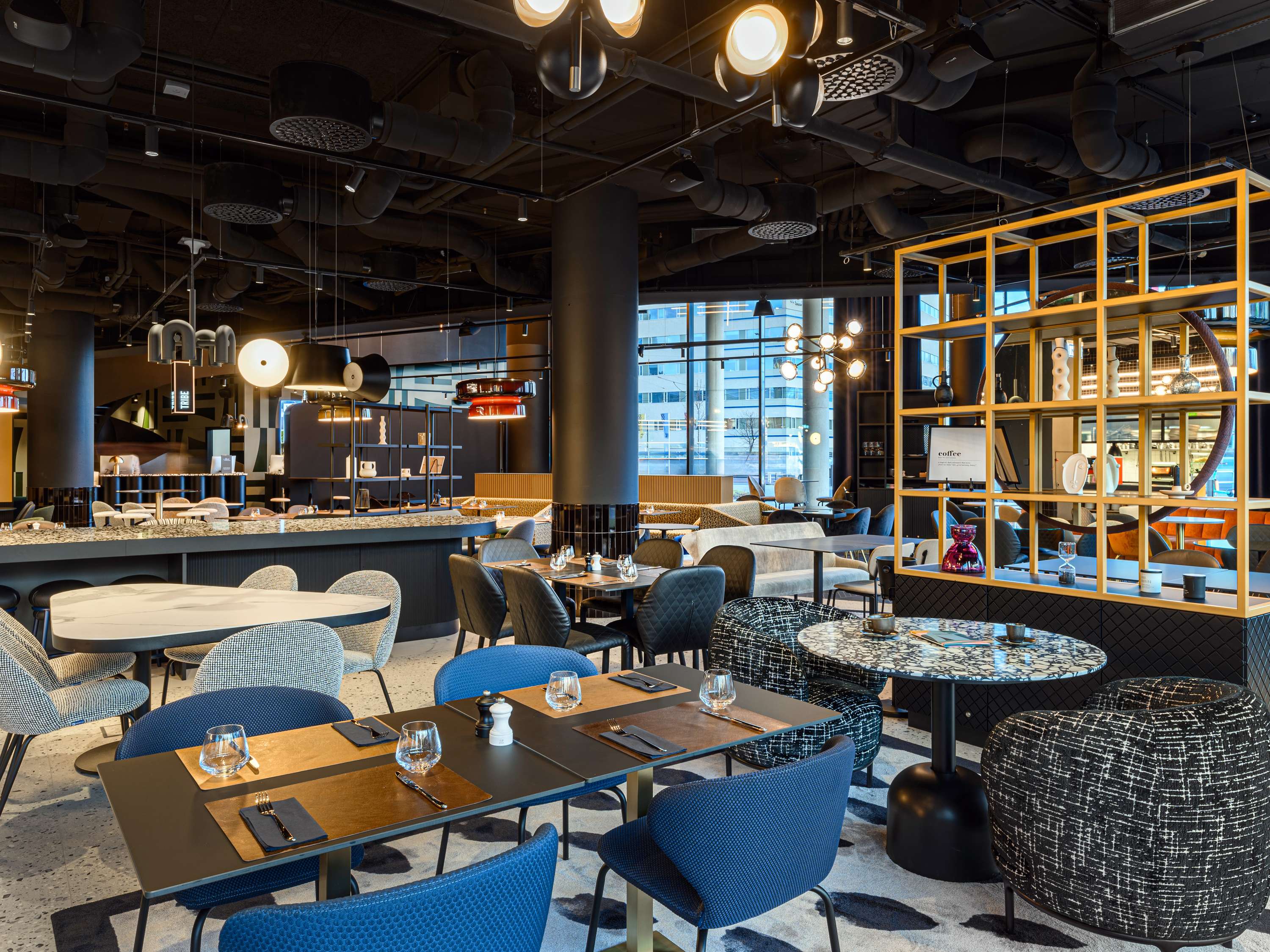 Images TRIBE Table Budapest