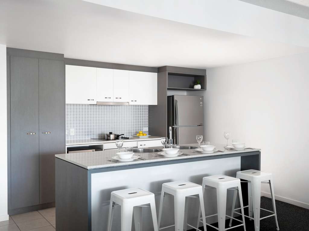 Images Mantra Wings Surfers Paradise