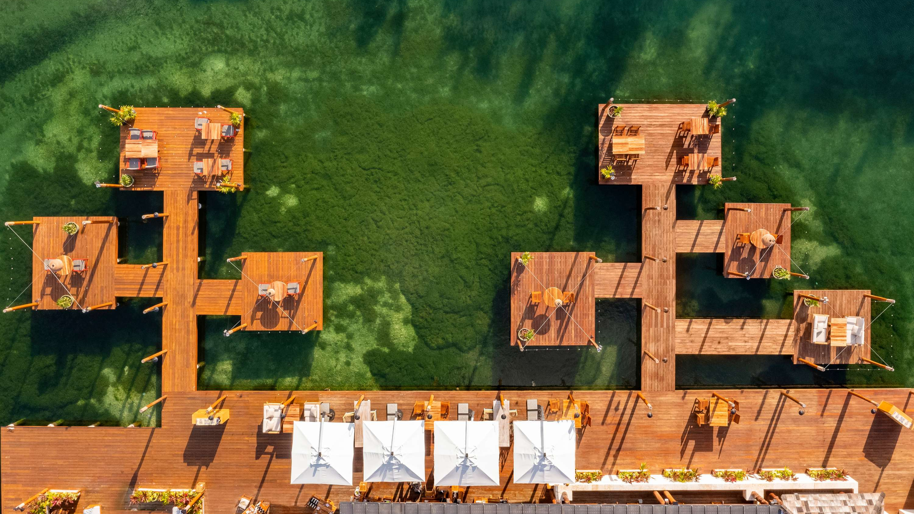 Images LA LAGUNA RESTAURANT AND LOUNGE