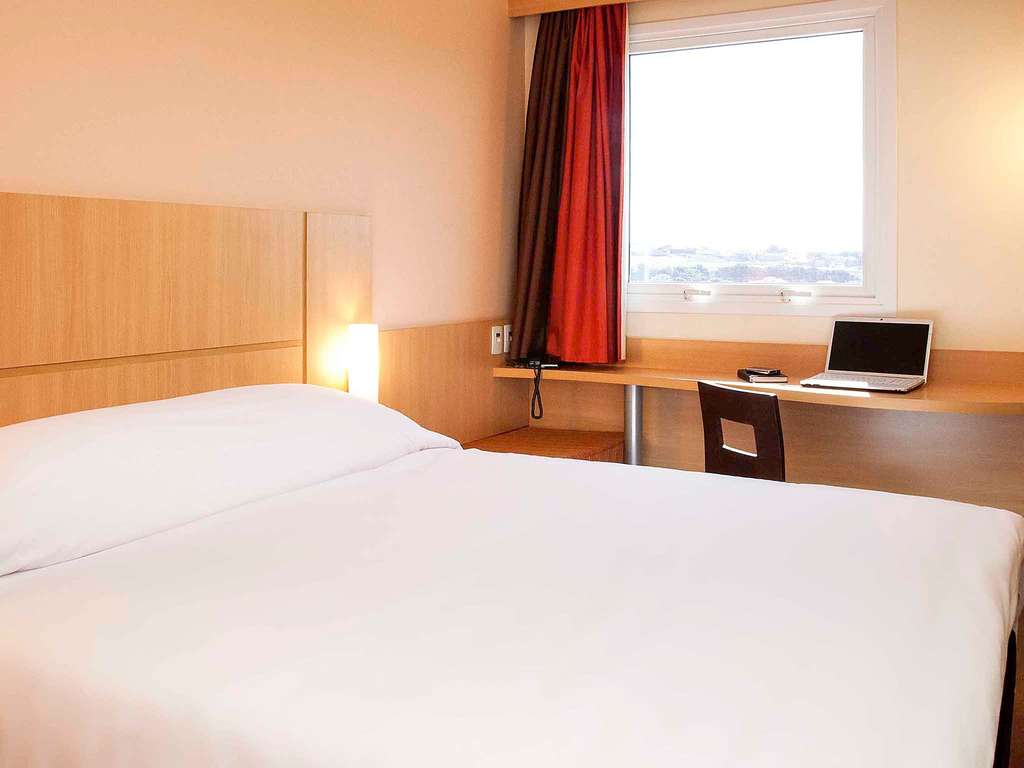 Images ibis Ourinhos