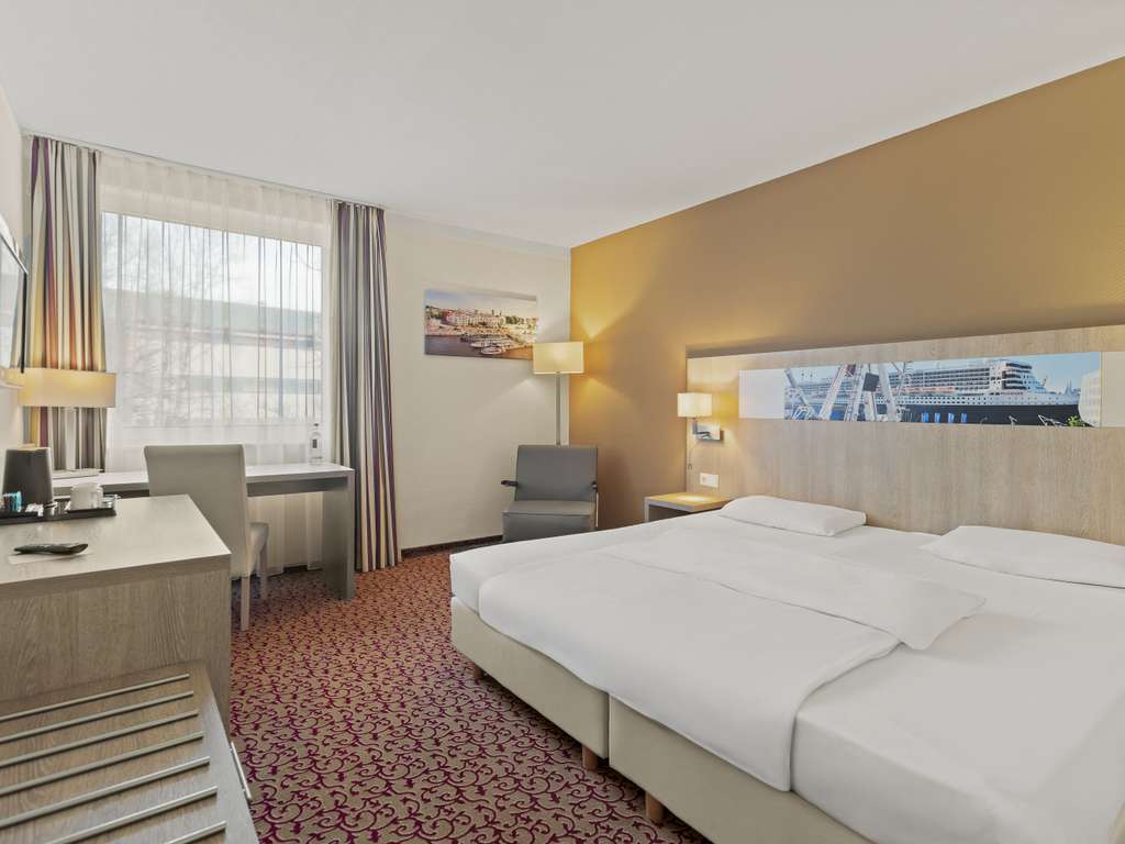 Mercure Hotel Hamburg am Volkspark, Albert Einstein Ring 2 in Hamburg
