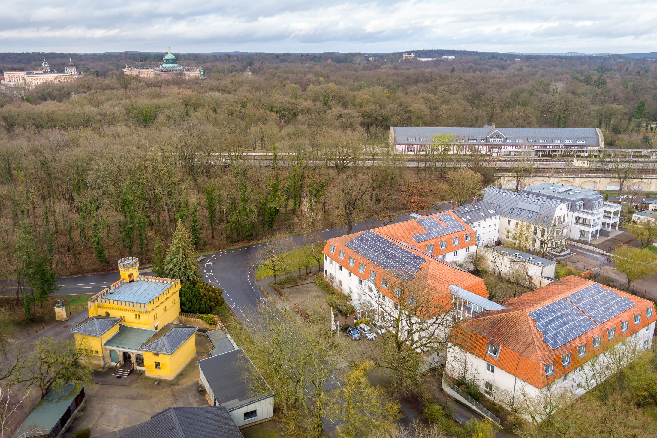 greet Hotel Potsdam am Park Sanssouci, Forststrasse 80 in Potsdam