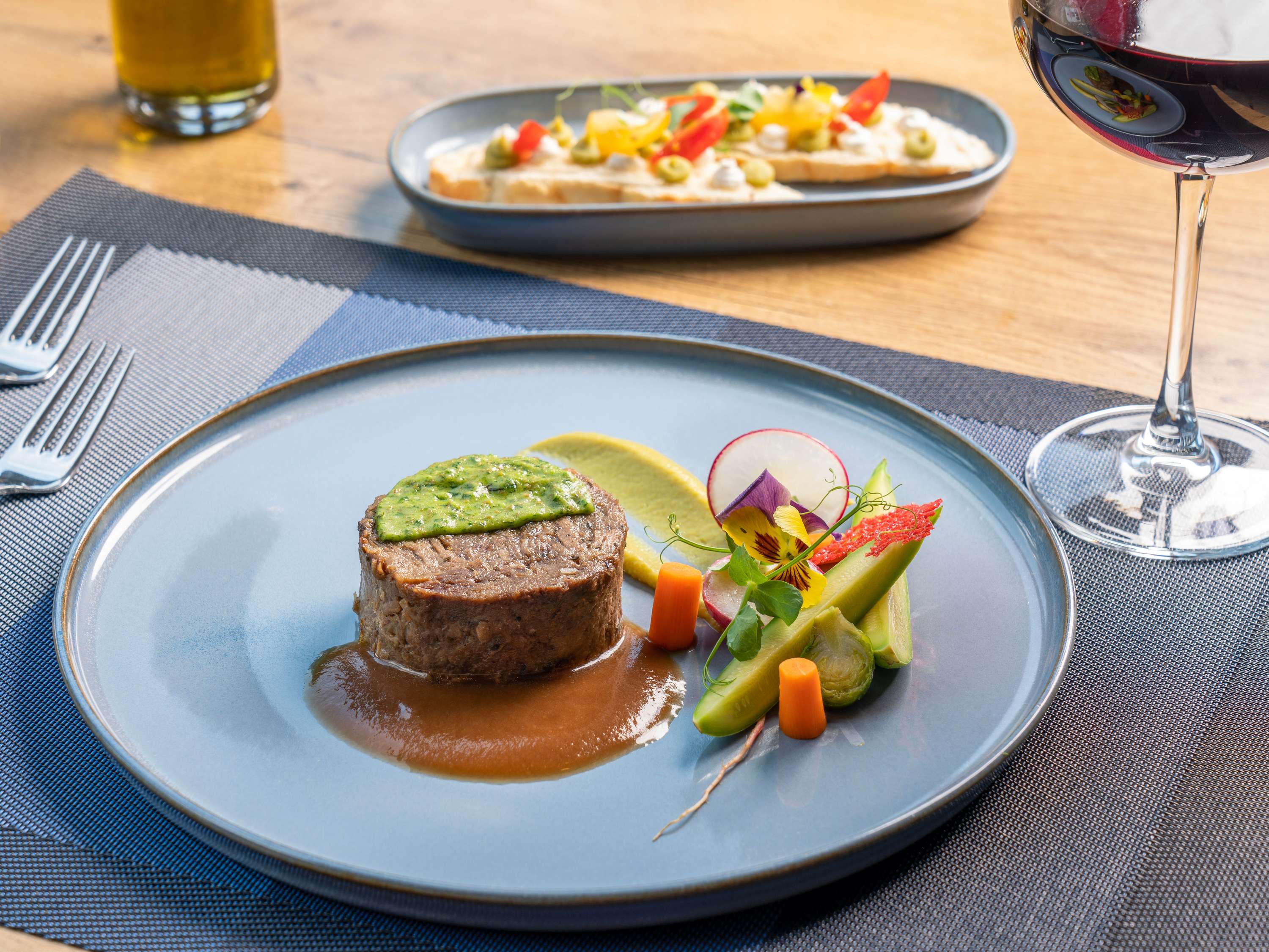 Images MAIN RESTAURANT