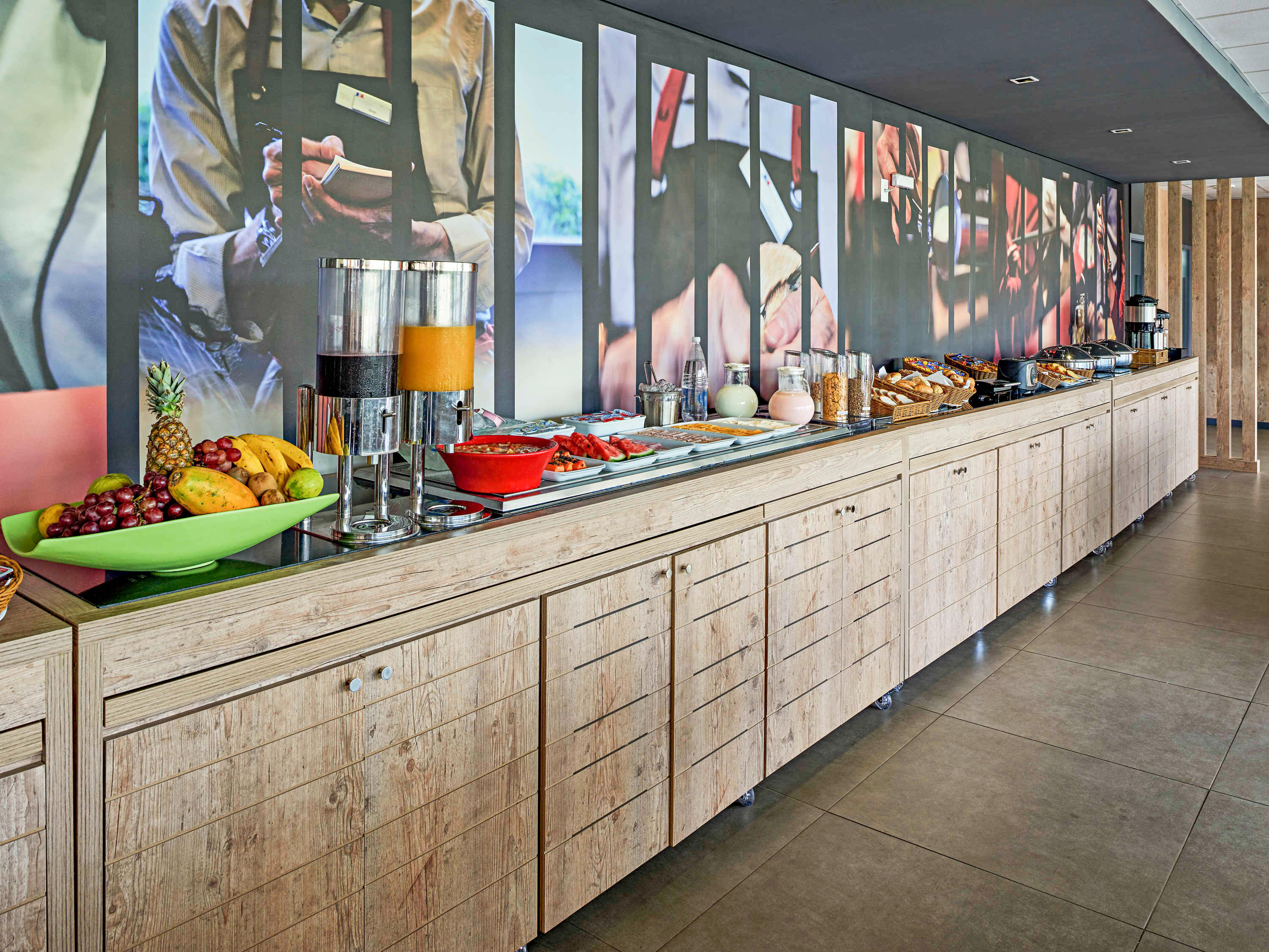 Images IBIS KITCHEN LOUNGE