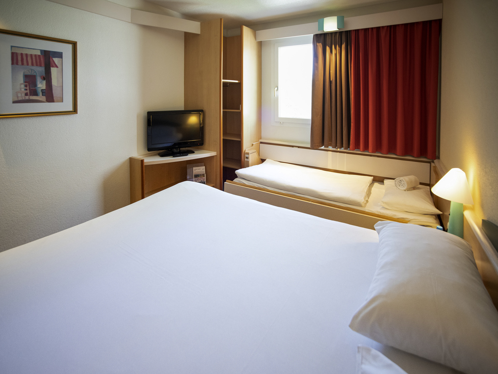 ibis Fribourg, 21 Route Du Lac in Granges Paccot