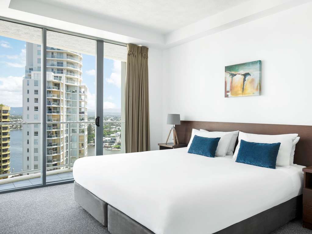 Images Mantra Wings Surfers Paradise