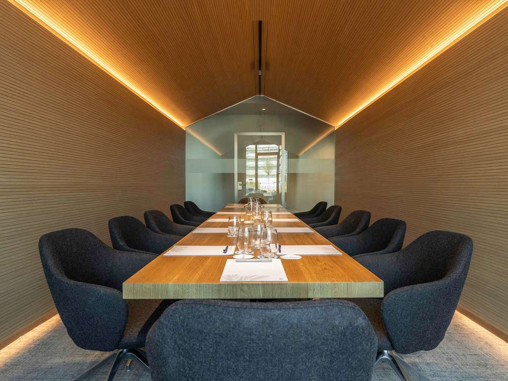 Novotel Düsseldorf Airport, Wanheimerstrasse 78 in Duesseldorf