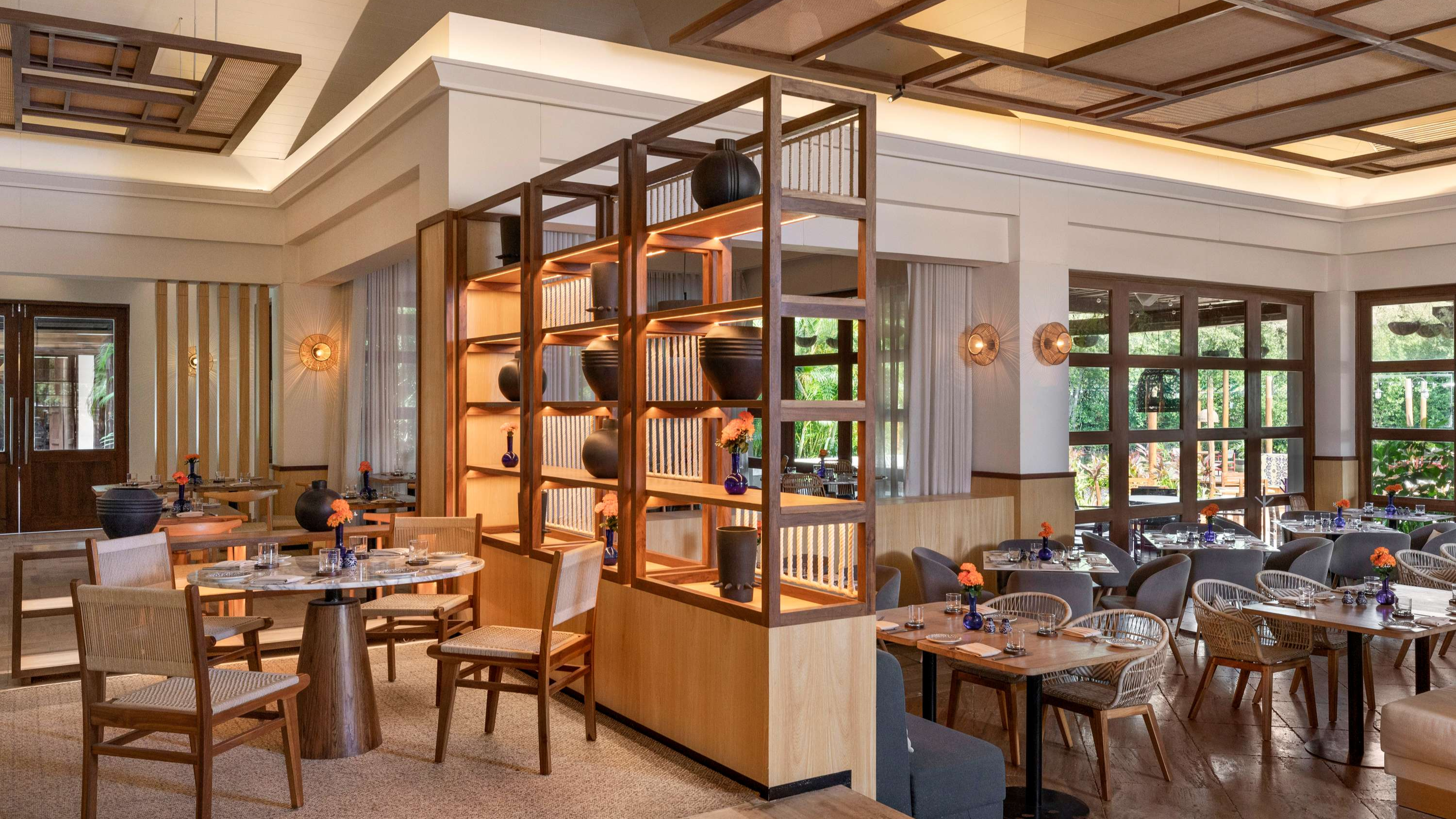 Images LA LAGUNA RESTAURANT AND LOUNGE