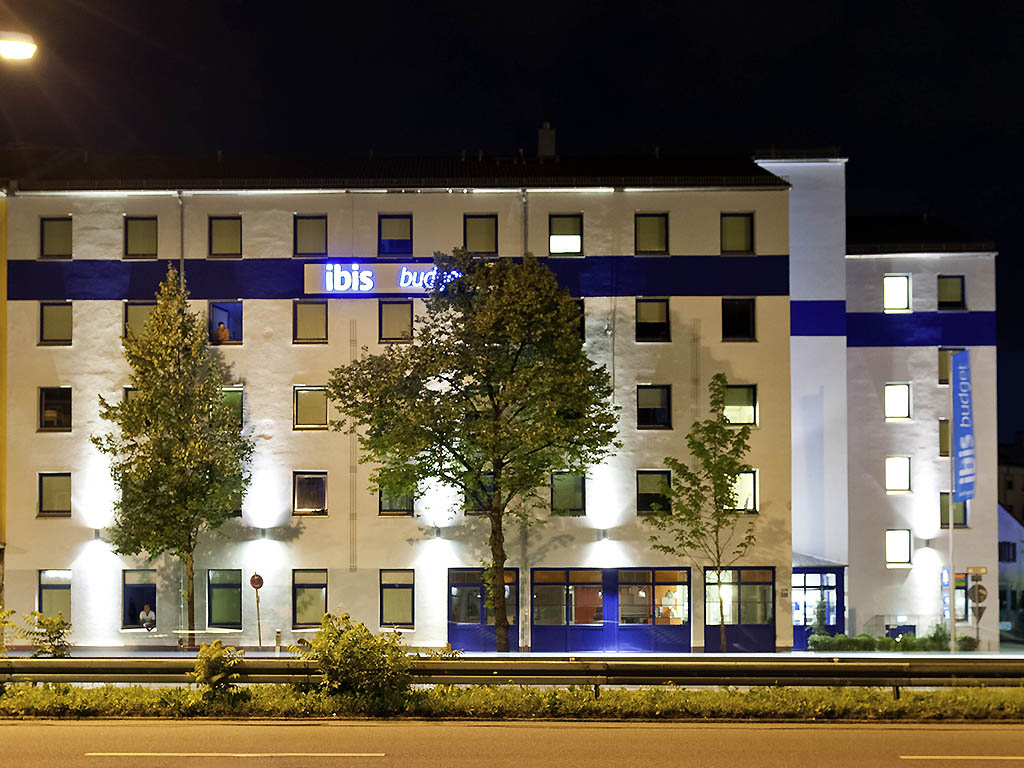 ibis budget Muenchen City Sued, Tegernseer Landstrasse 174 B in Munich