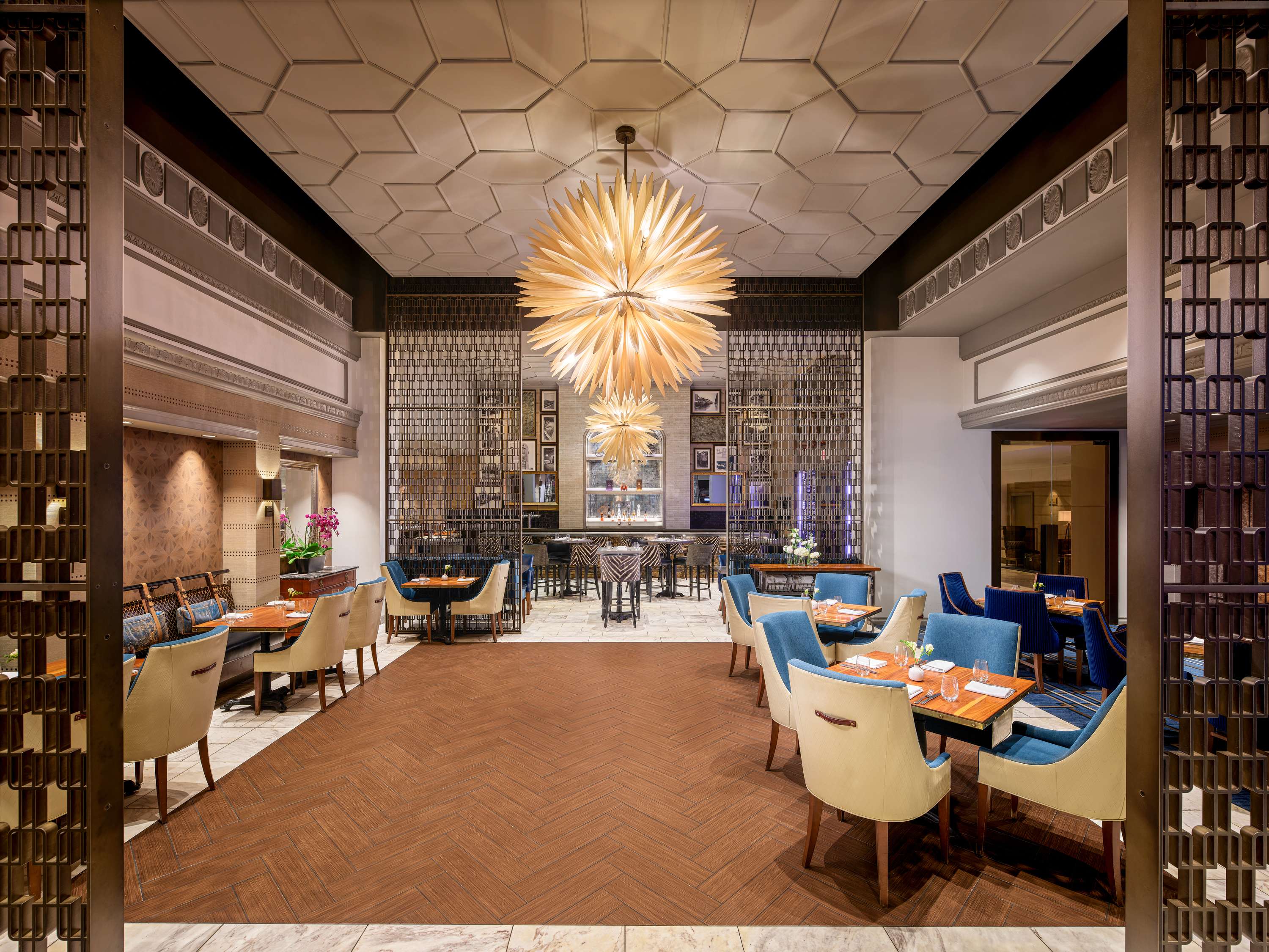 Images NOTCH8 RESTAURANT