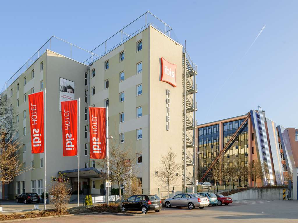 ibis Stuttgart Airport Messe in Leinfelden Echterdingen - Logo