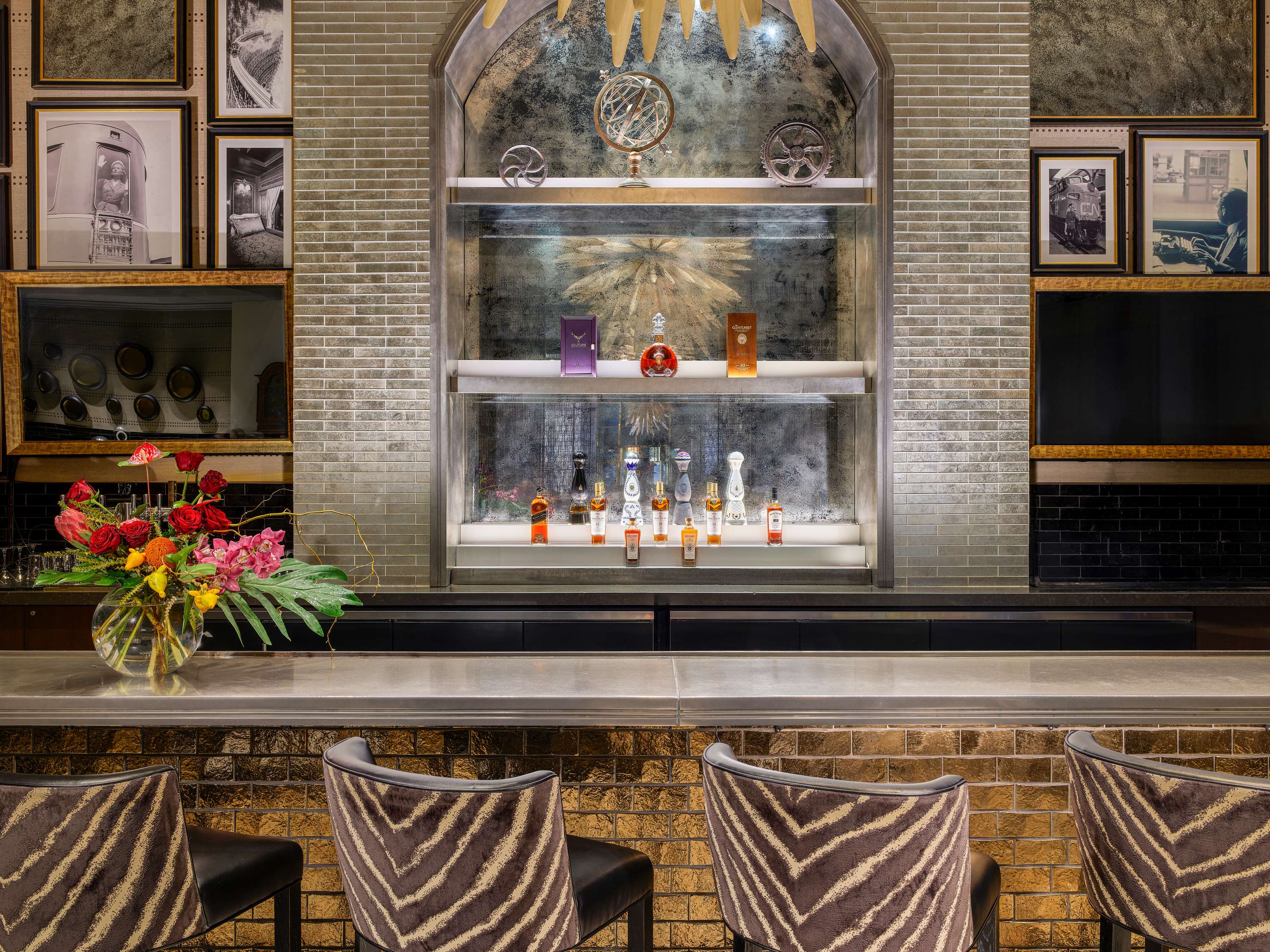 Images NOTCH8 RESTAURANT