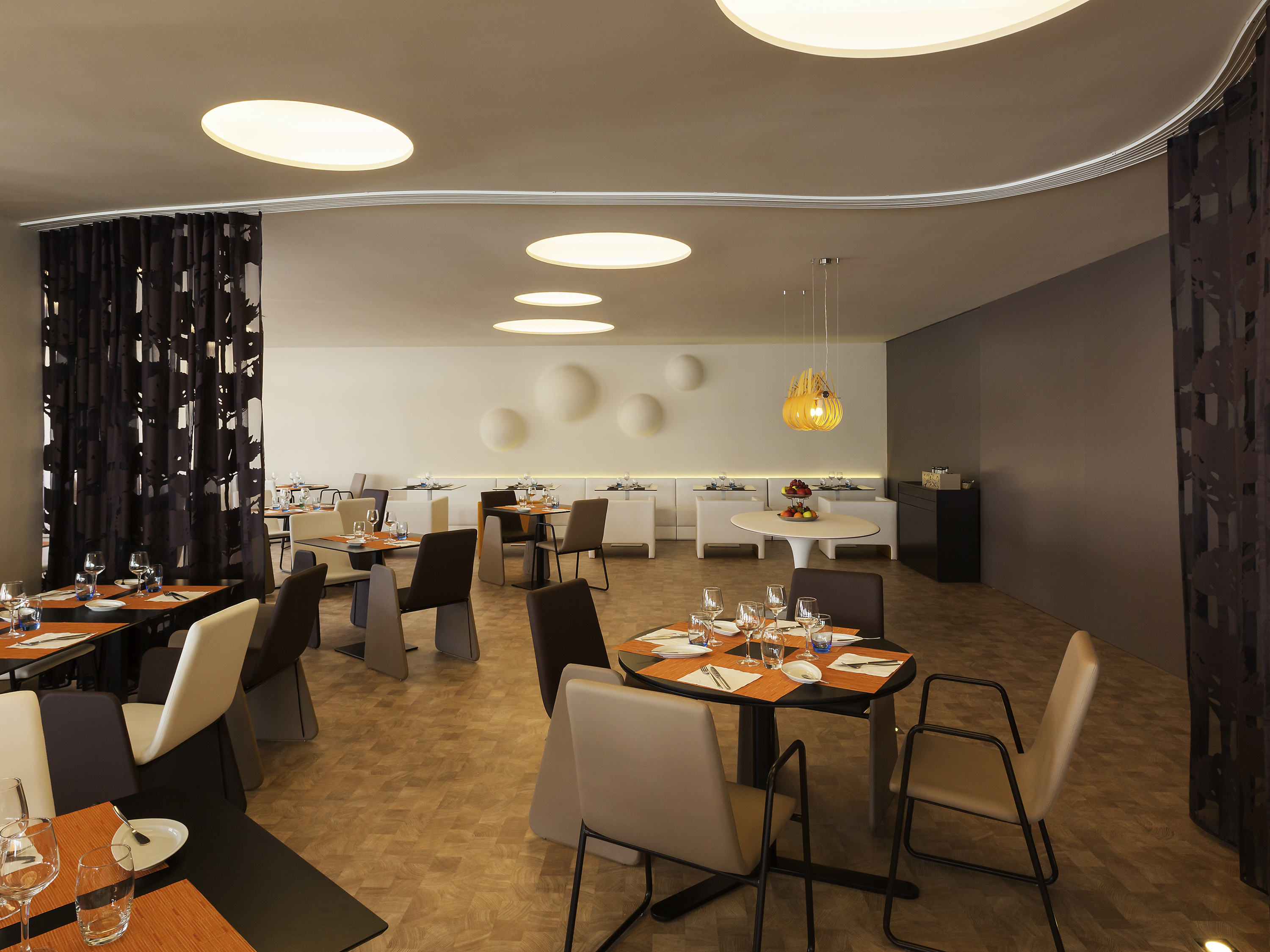 Images Restaurant Novotel