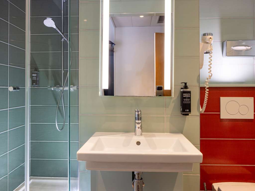 Images ibis Styles Paris Gare Saint-Lazare