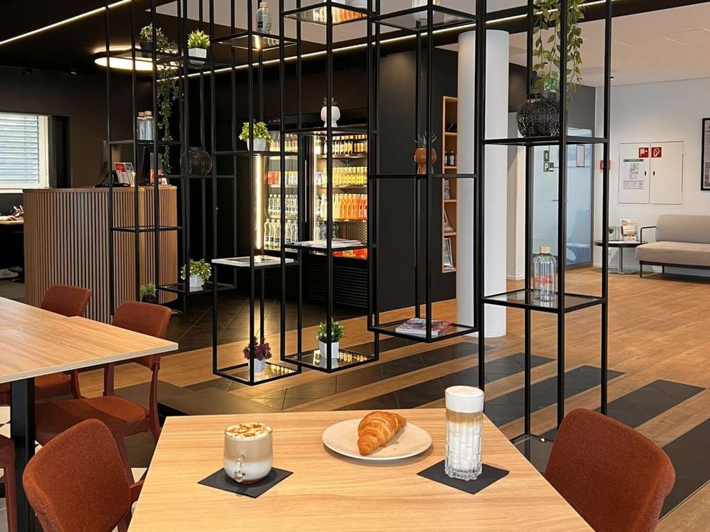 ibis Fribourg, 21 Route Du Lac in Granges Paccot