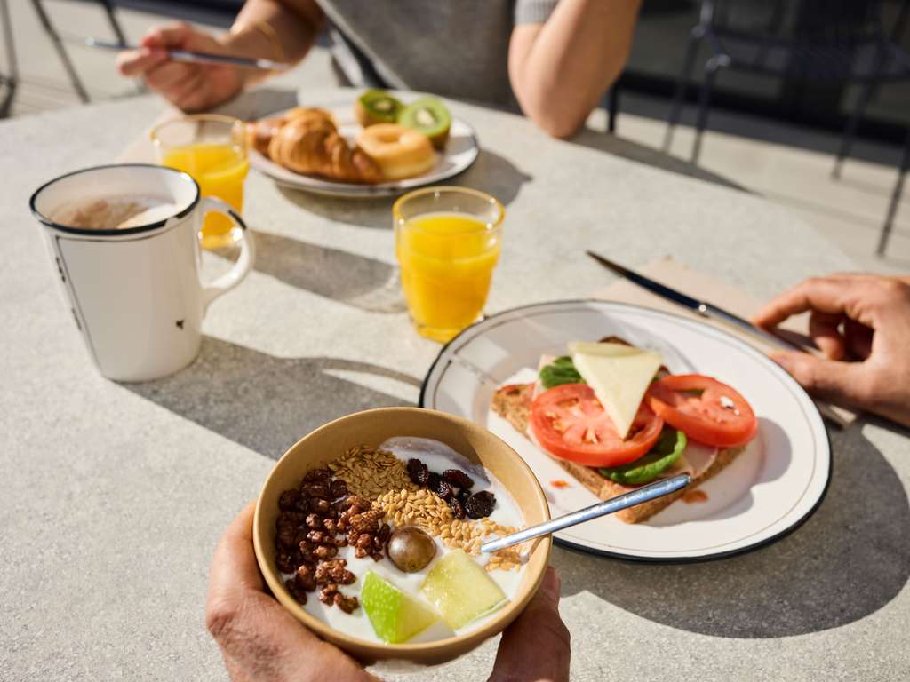 Ibis Madrid Norte Las Tablas 8