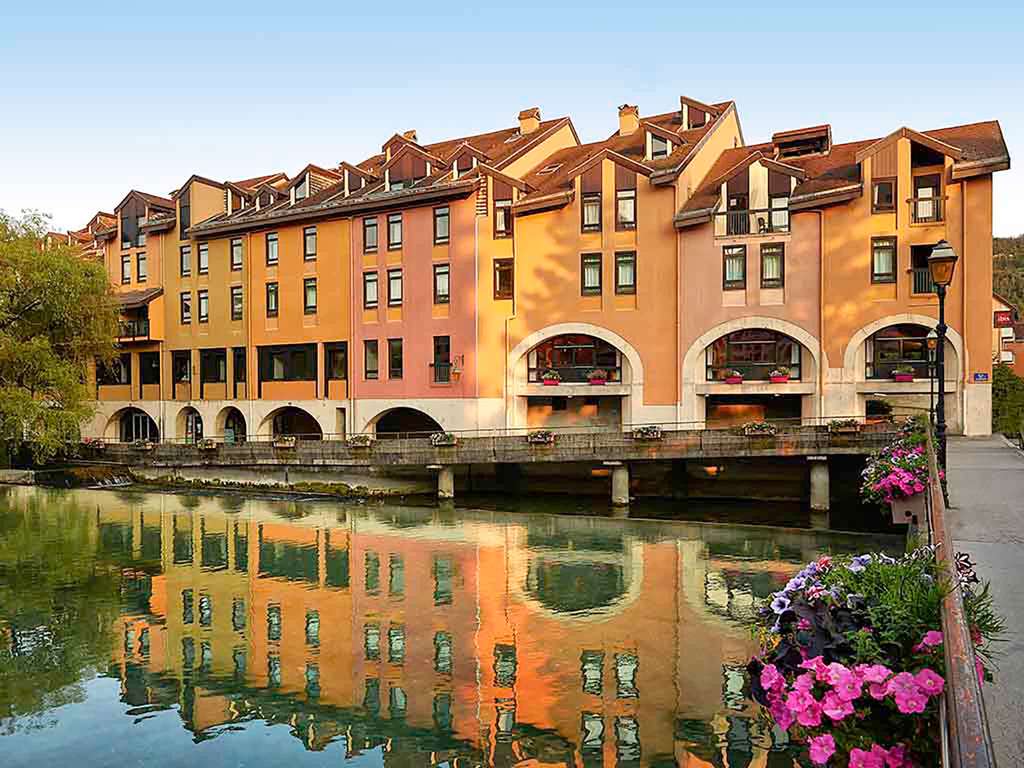 Images ibis Annecy Centre Vieille Ville