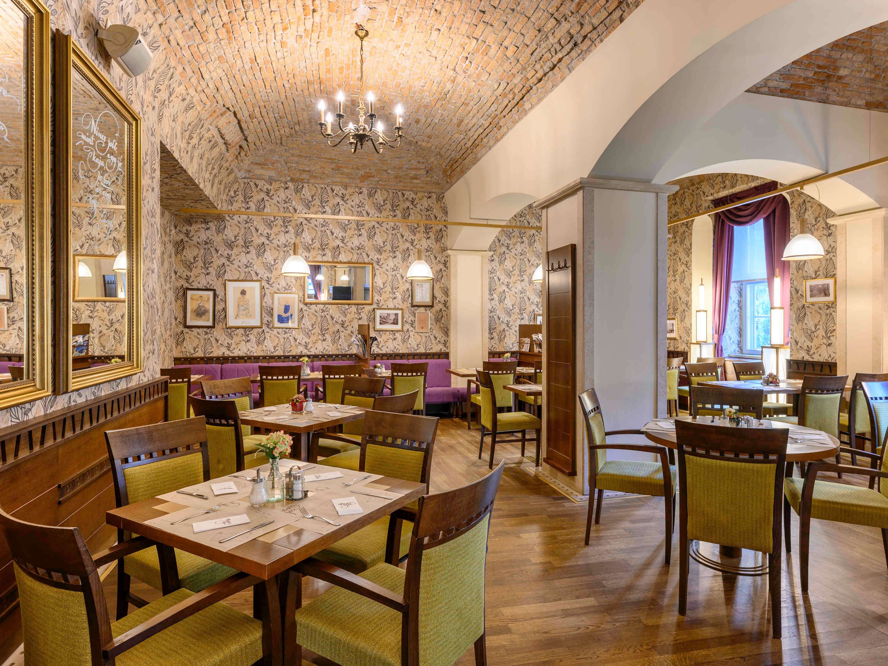 Images Bistro 10