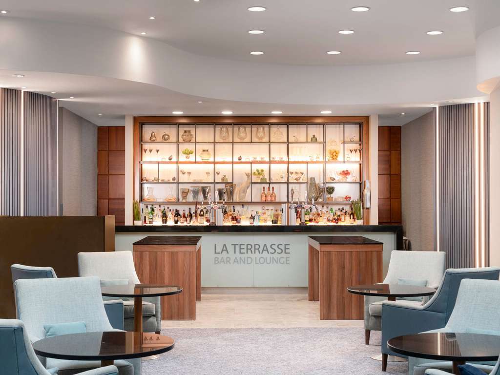 Images Sofitel London Gatwick