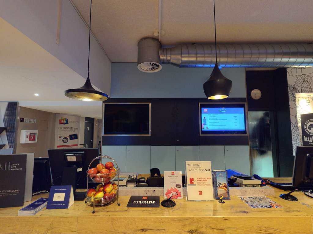 ibis Koeln Airport, Alter Deutzer Postweg 95 in Koeln
