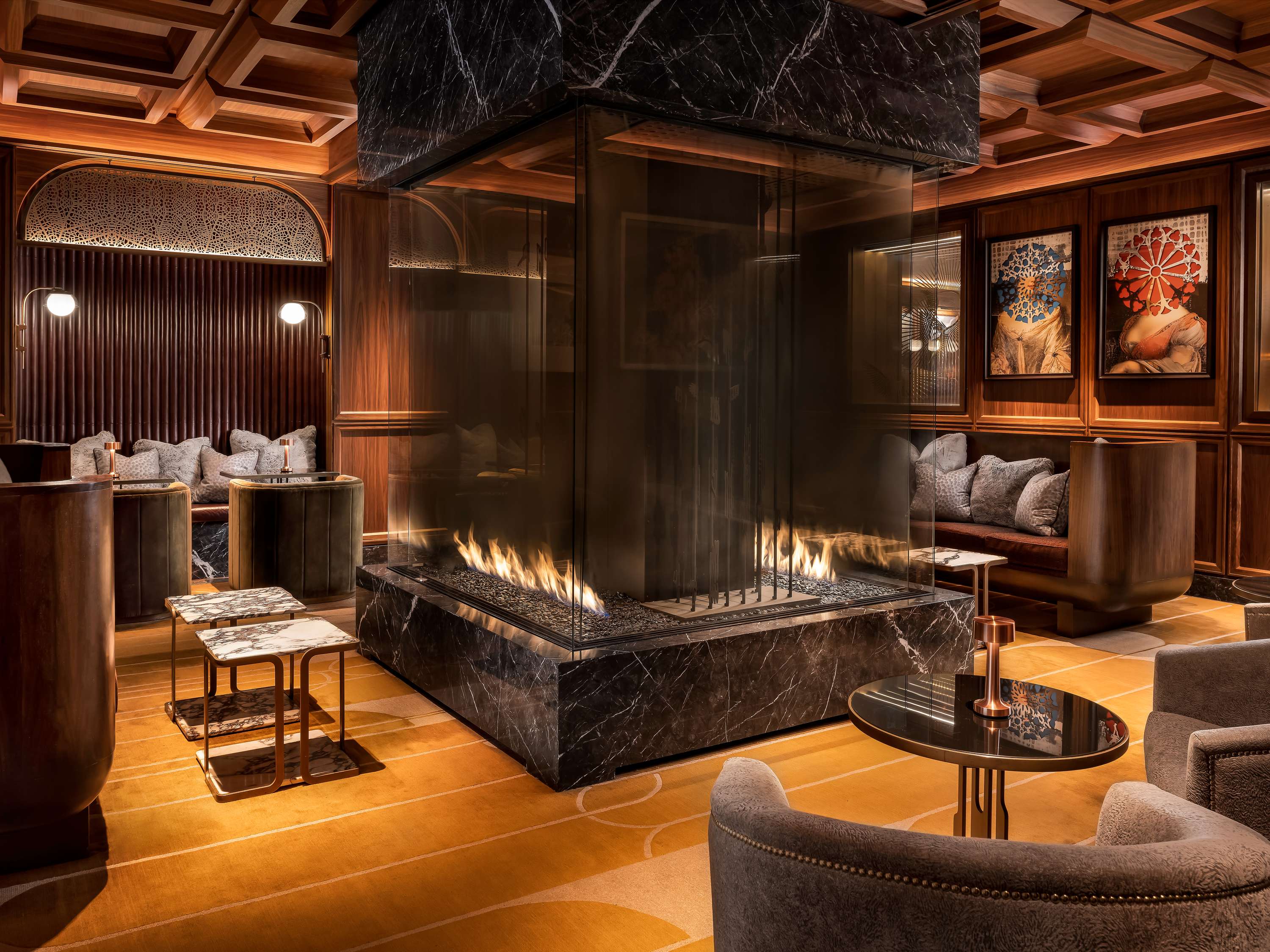 Images REIGN Restaurant & Bar