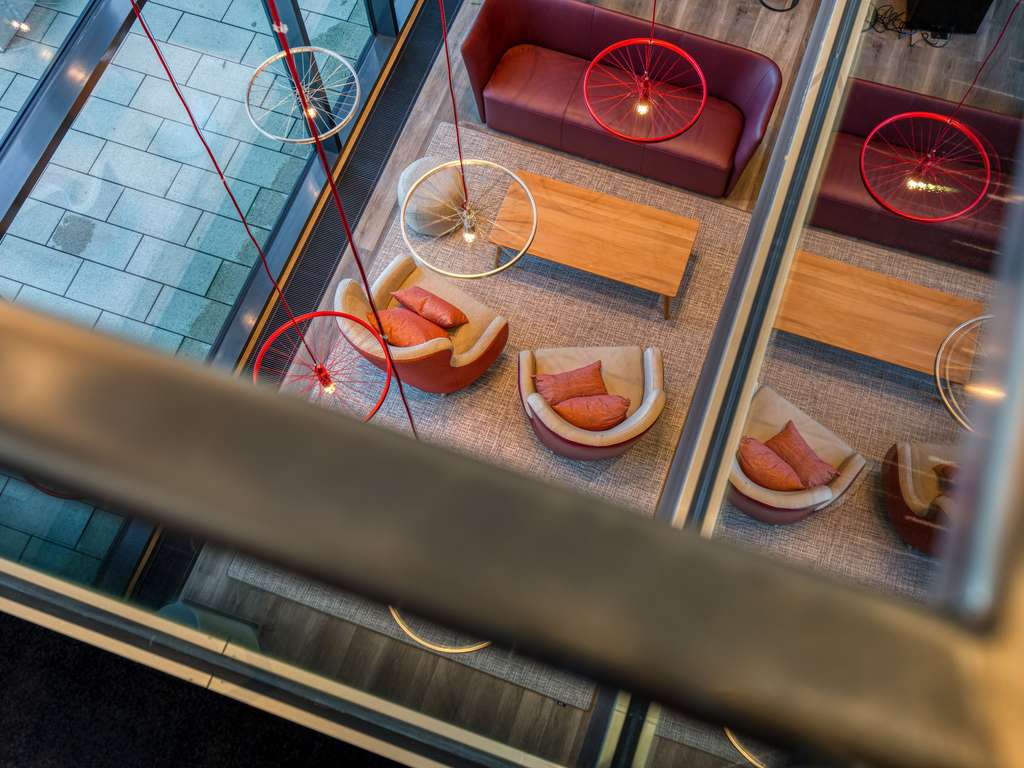 IntercityHotel Berlin Airport Terminal 1+2, Willy-Brandt-Platz 5 in Berlin