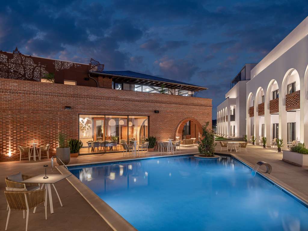 Images Mercure Conacul Cozieni