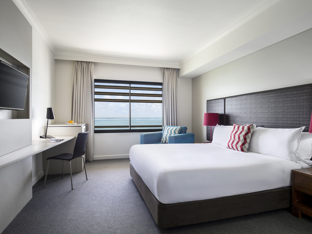 Images Mantra on the Esplanade Darwin