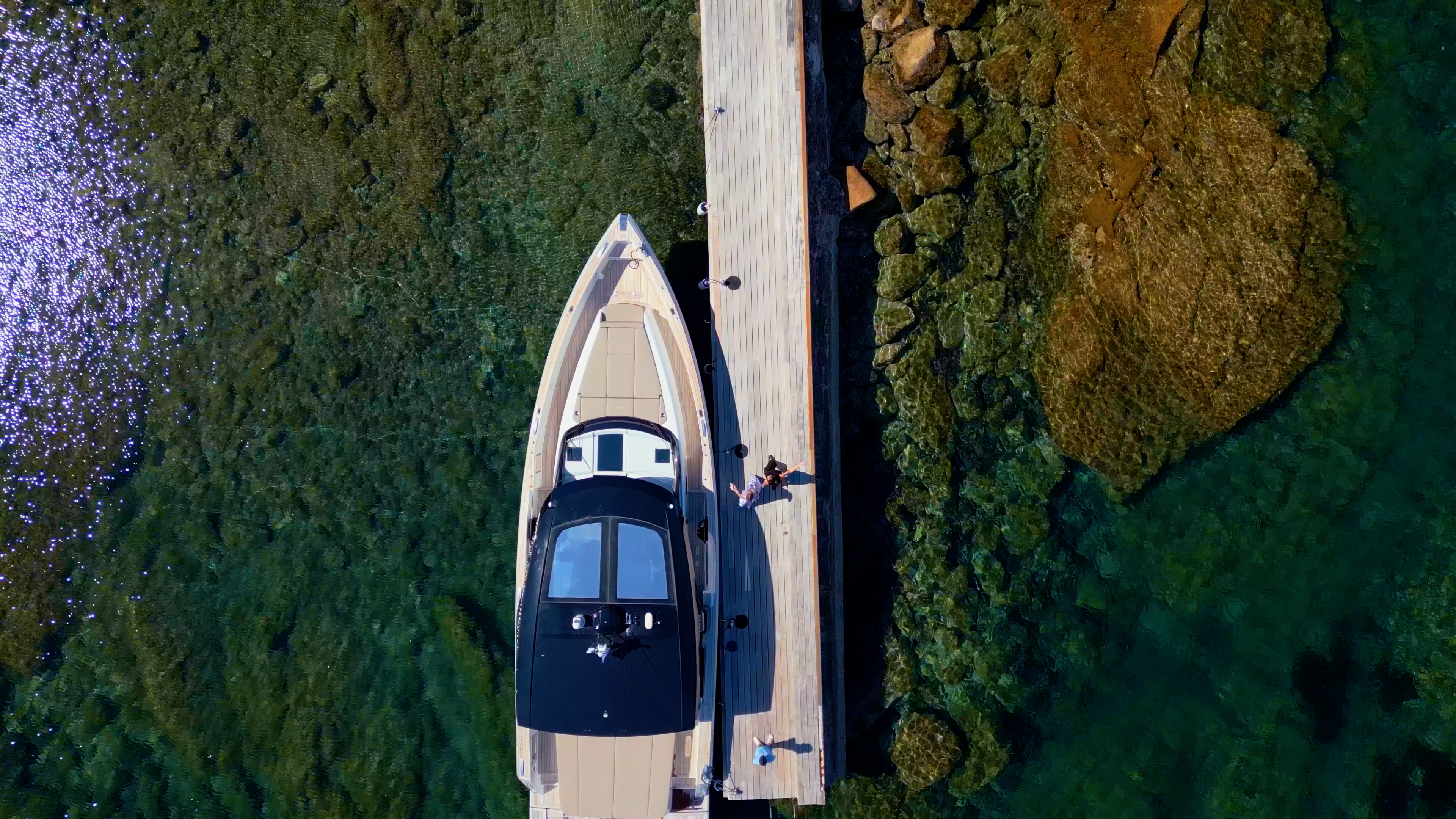 Embarquez pour une escapade inoubliable et découvrez le golfe d'Ajaccio sous un nouvel angle, entre mer cristalline et paysages d'exception. Embarquez pour une escapade inoubliable et découvrez le golfe d'Ajaccio sous un nouvel angle, entre mer cristalline et paysages d'exception.