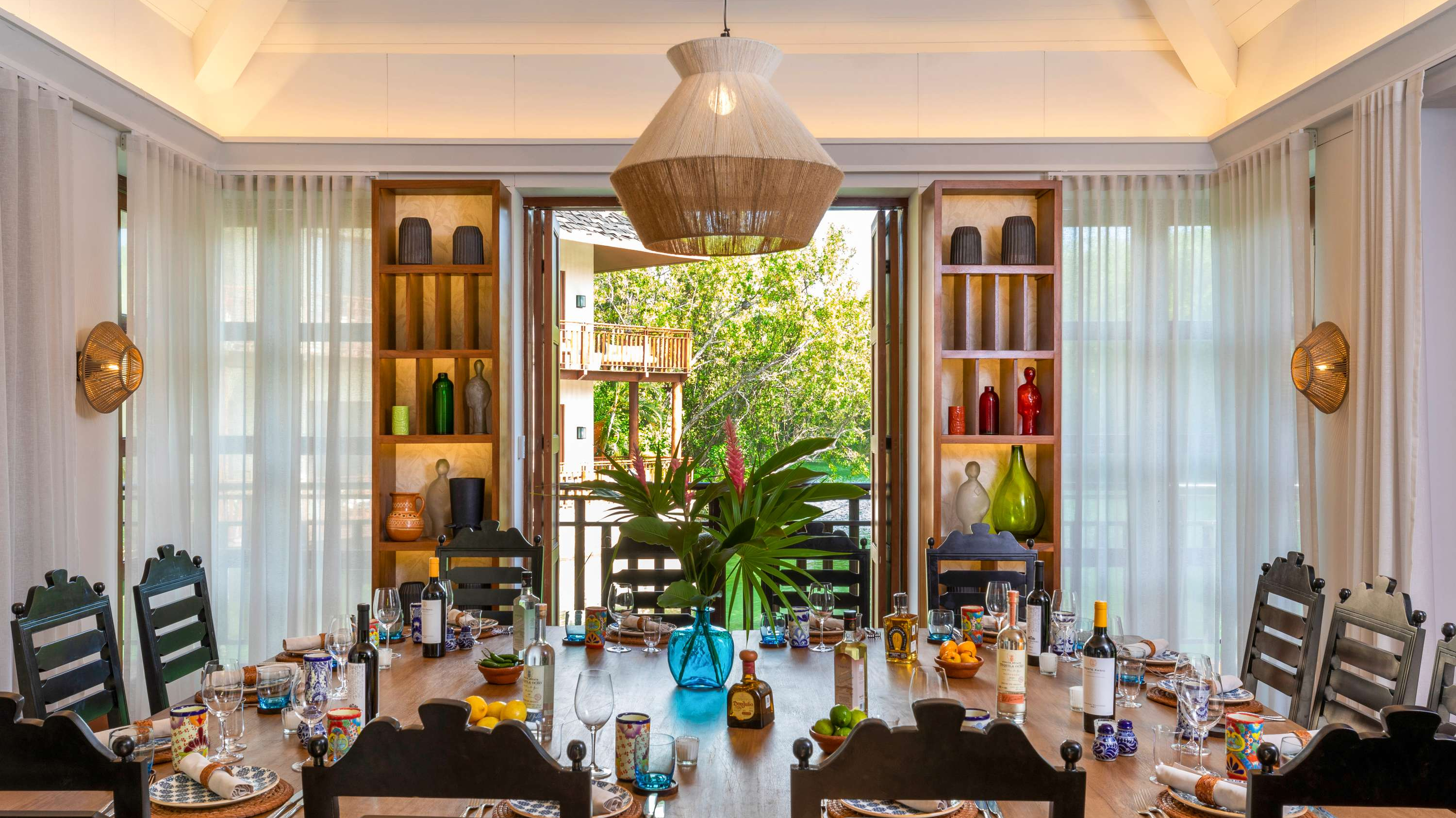 Images LA LAGUNA RESTAURANT AND LOUNGE