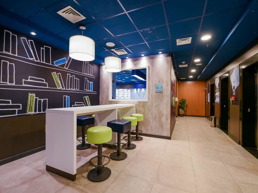 Images ibis budget Santos Gonzaga