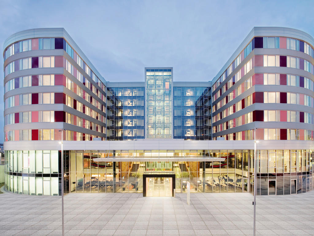 Mövenpick Hotel Stuttgart Airport, Flughafenstrasse 50 in Stuttgart