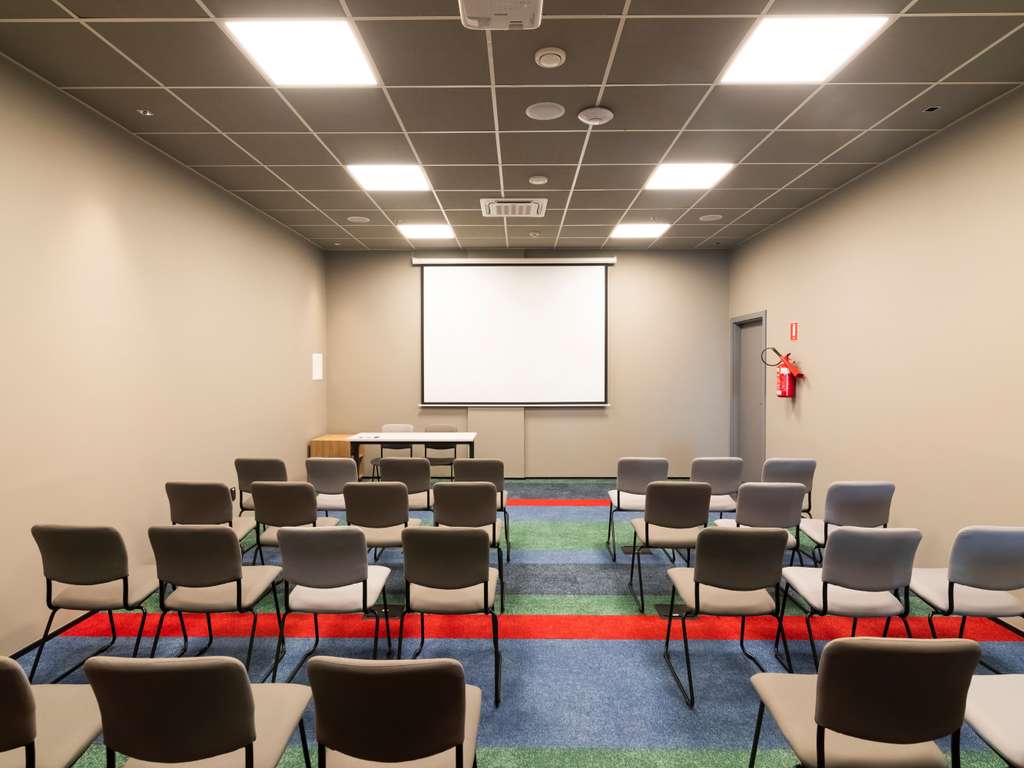 Images ibis Tubarão