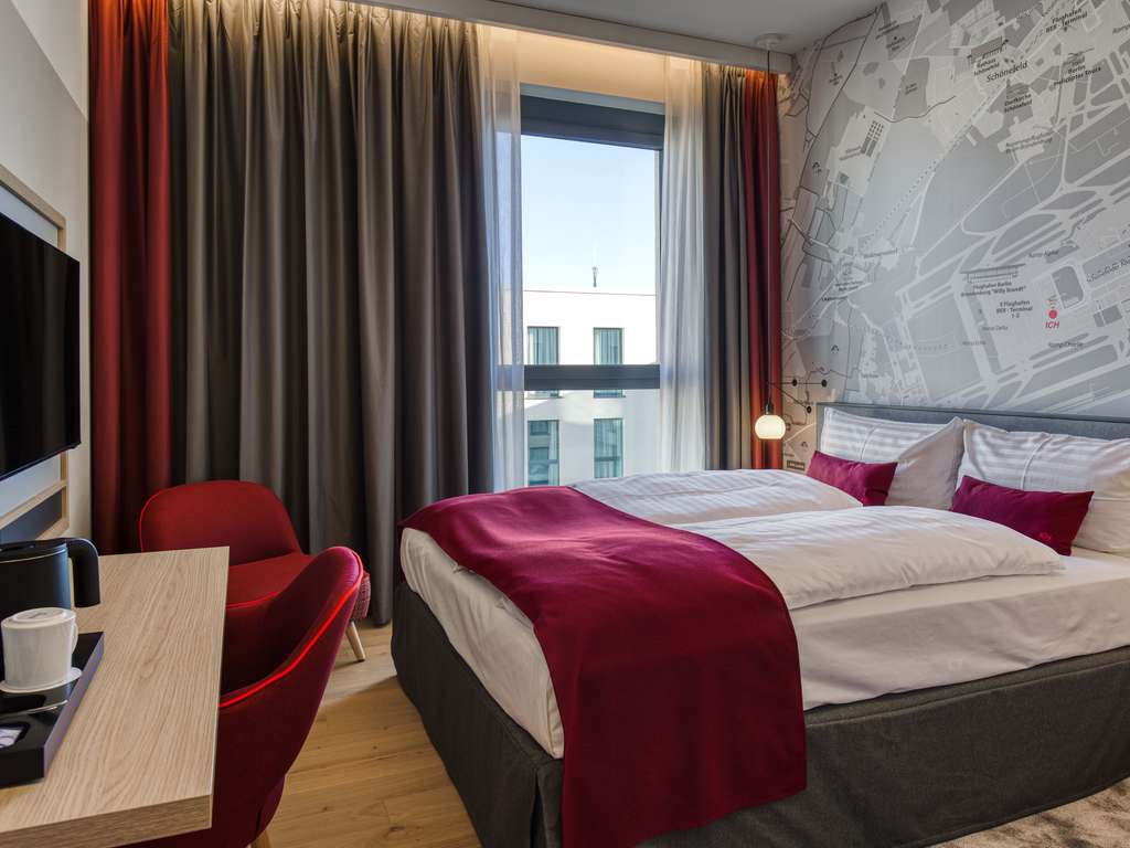 IntercityHotel Berlin Airport Terminal 1+2, Willy-Brandt-Platz 5 in Berlin