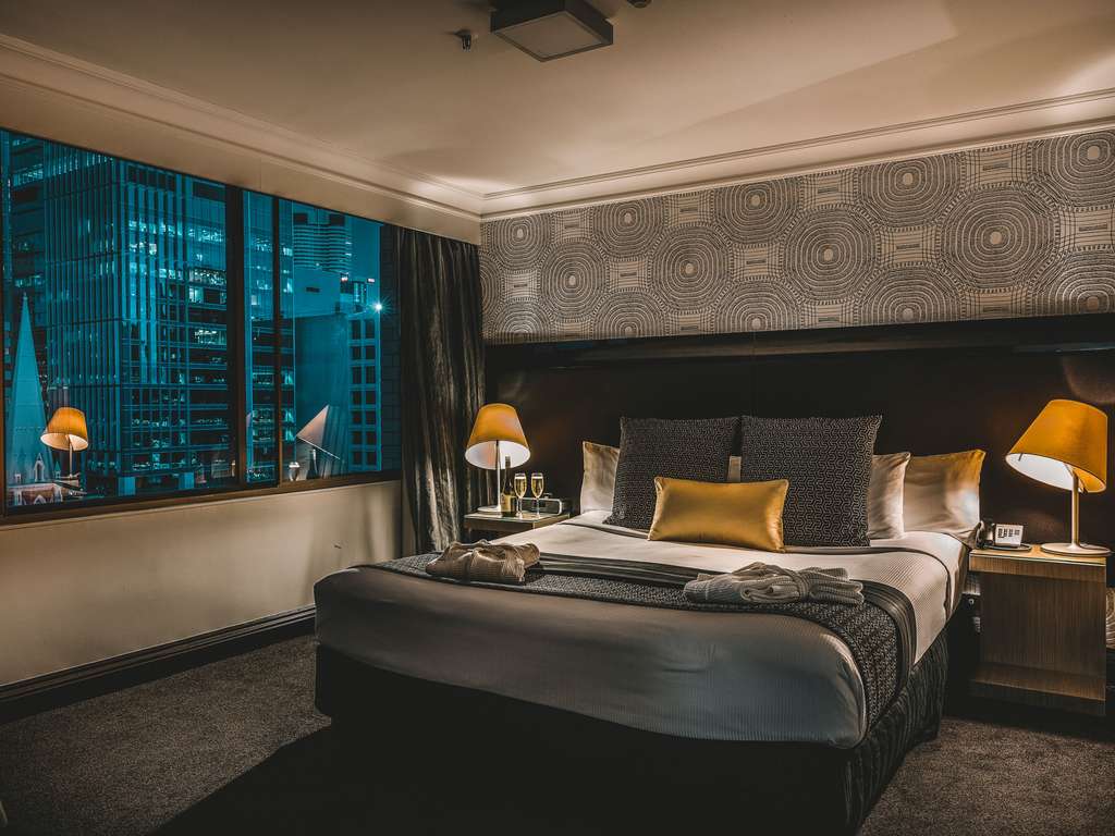Images Pullman Brisbane King George Square