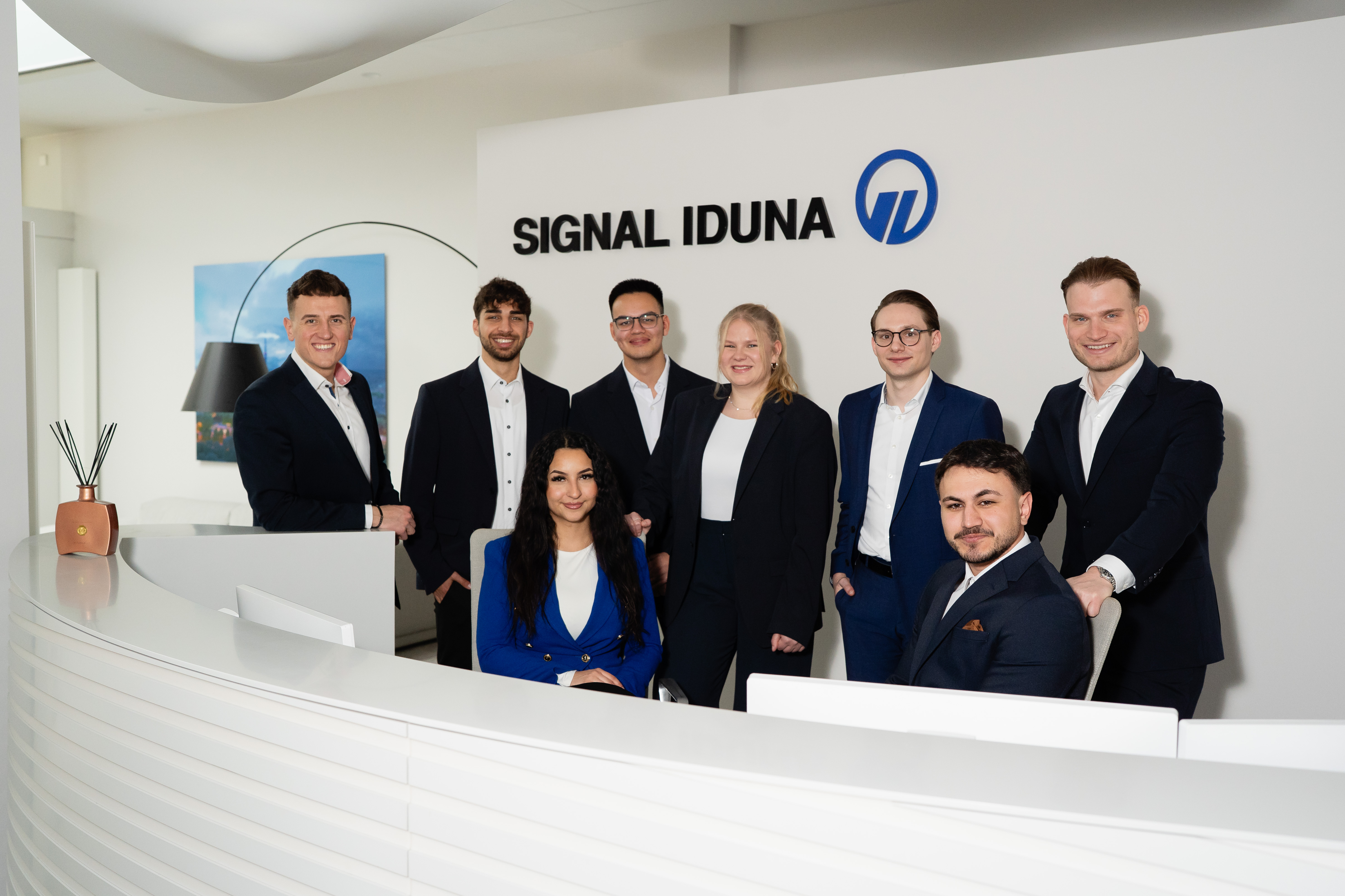 SIGNAL IDUNA Versicherung Vincent Walz - Versicherungsagentur, Friedrichsplatz 6 in Karlsruhe