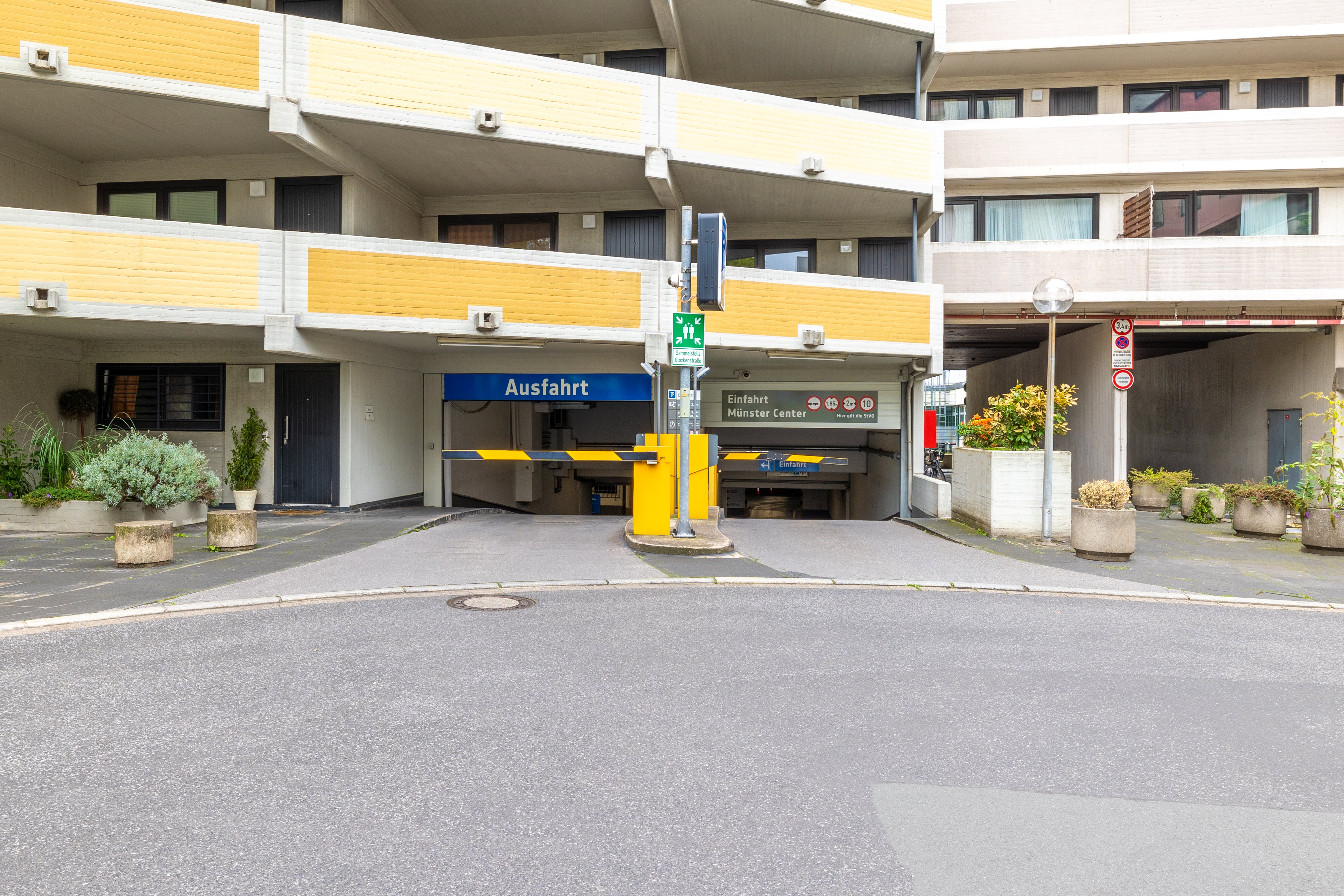 Bild 1 Goldbeck Parking  Münster Center in Düsseldorf