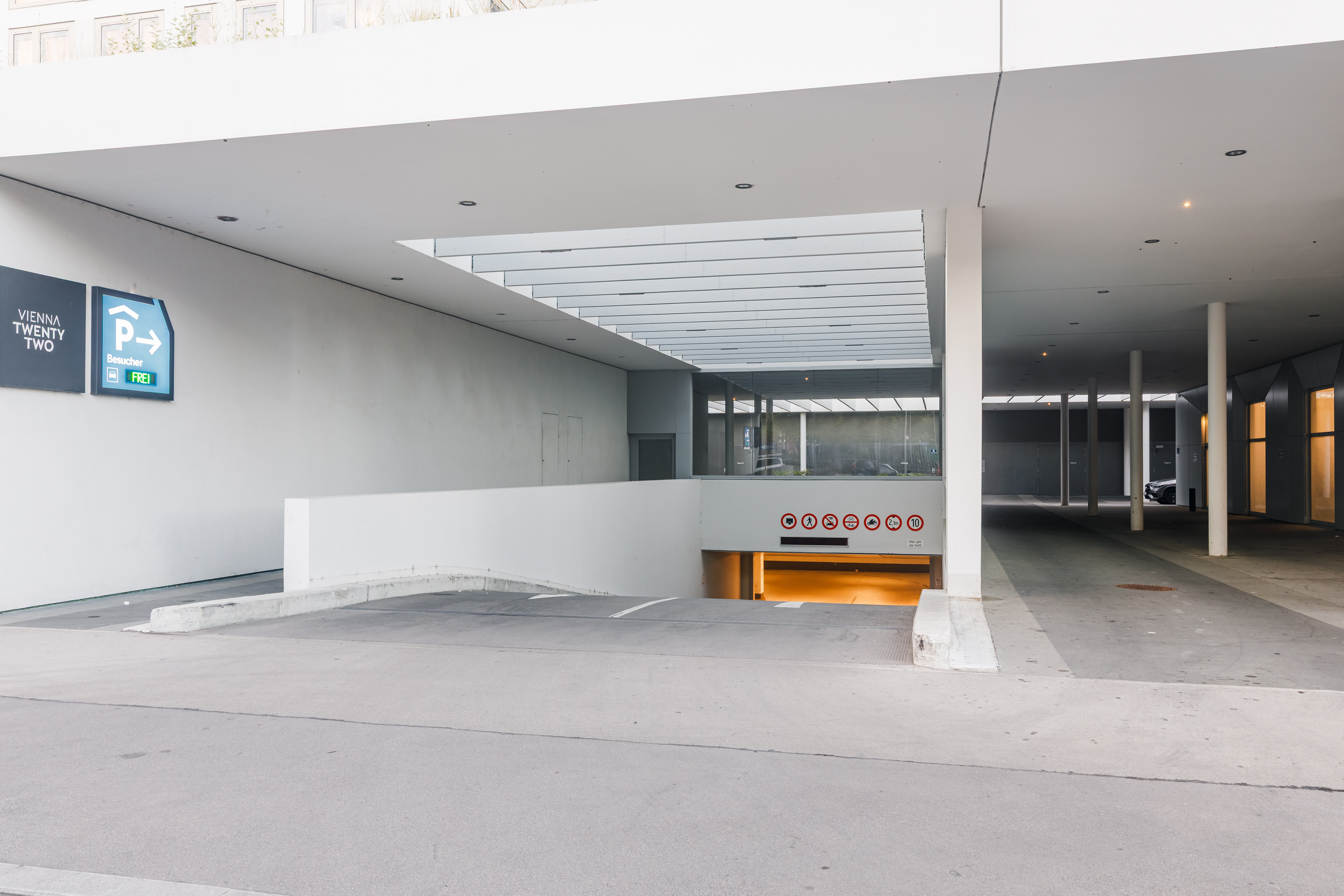 Bild 1 von Goldbeck Parking VIENNA TWENTYTWO
