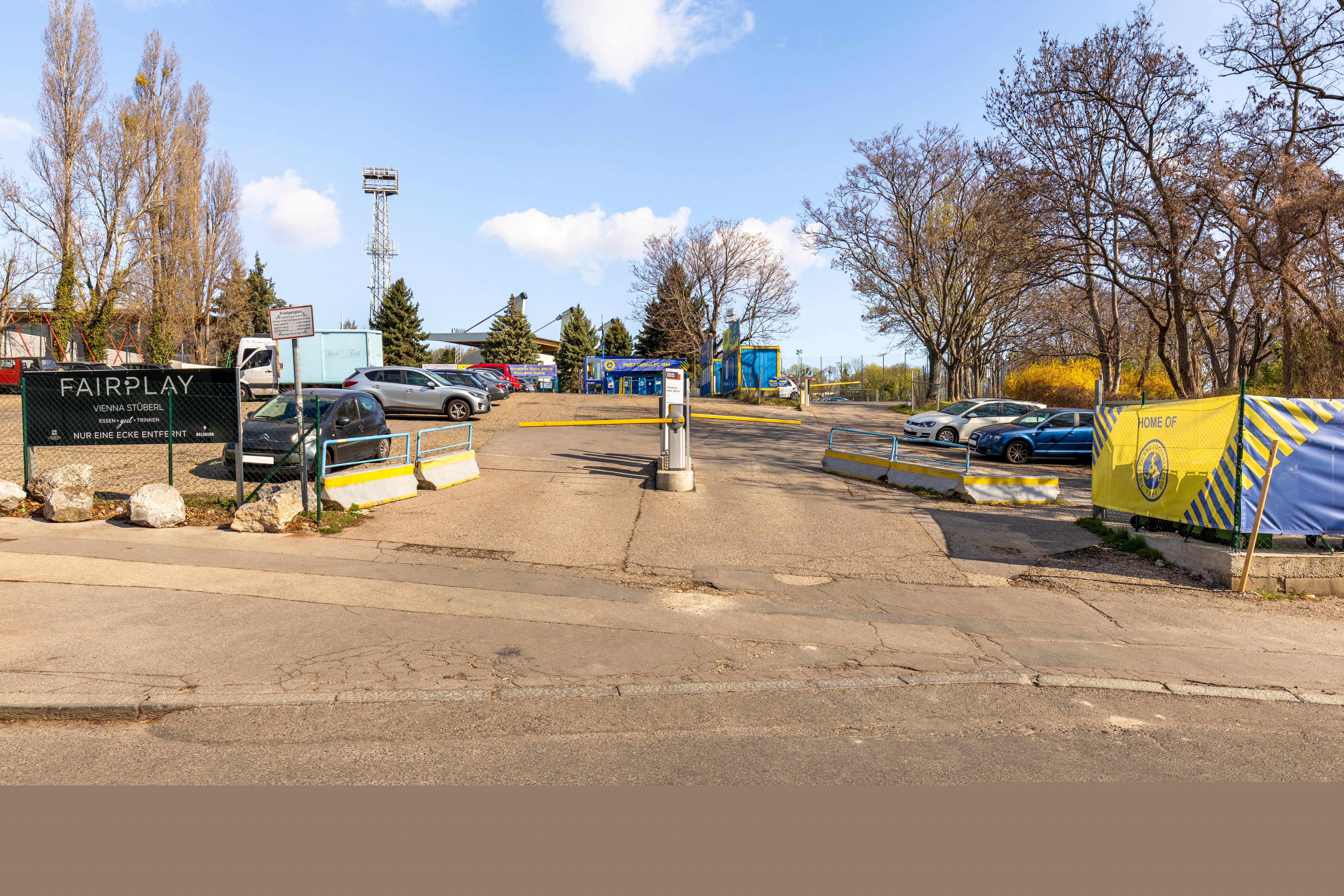 Bild 1 von Goldbeck Parking  Freiparkplatz Hohe Warte