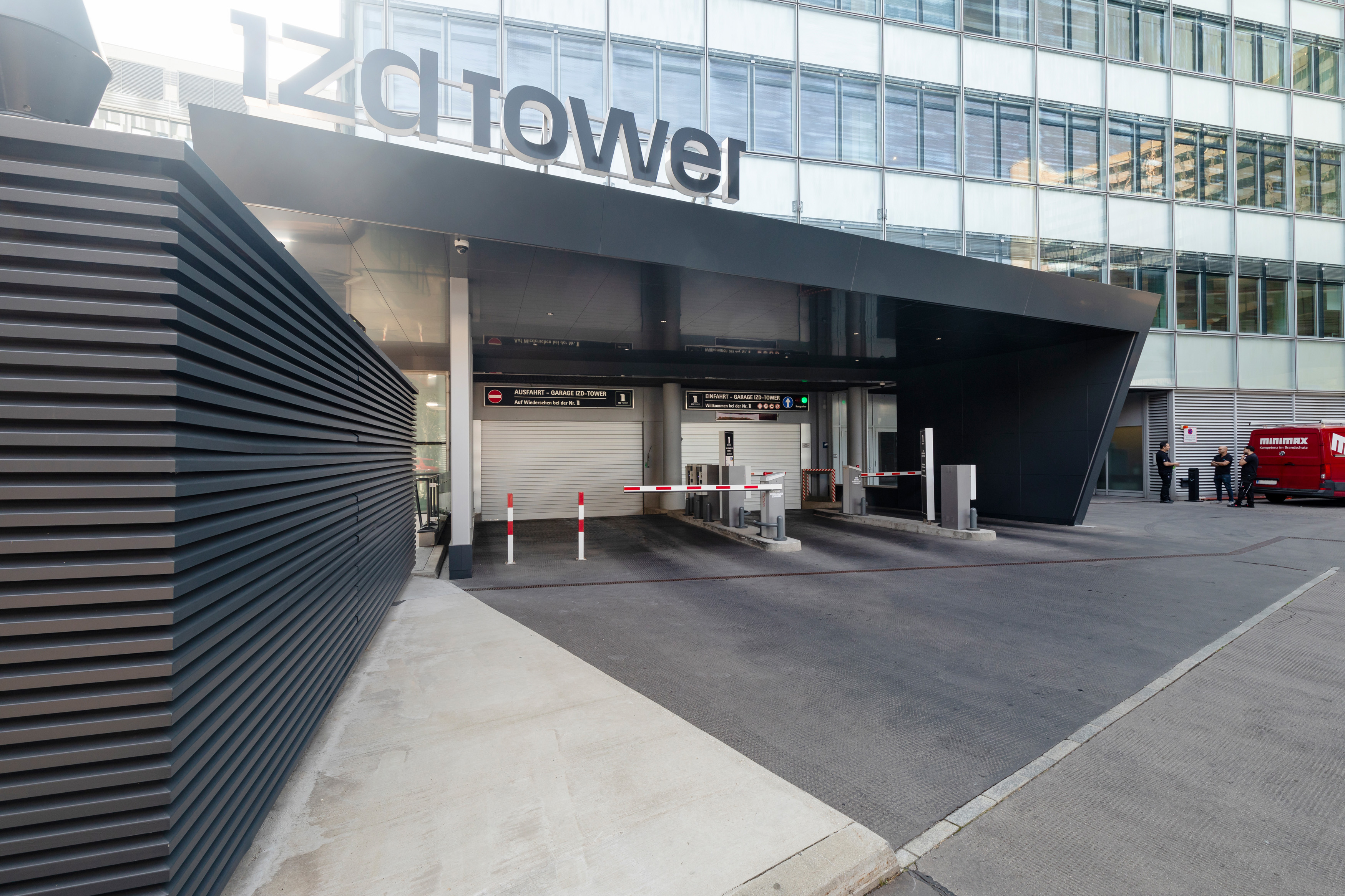 Bild 2 von Goldbeck Parking  IZD-Tower