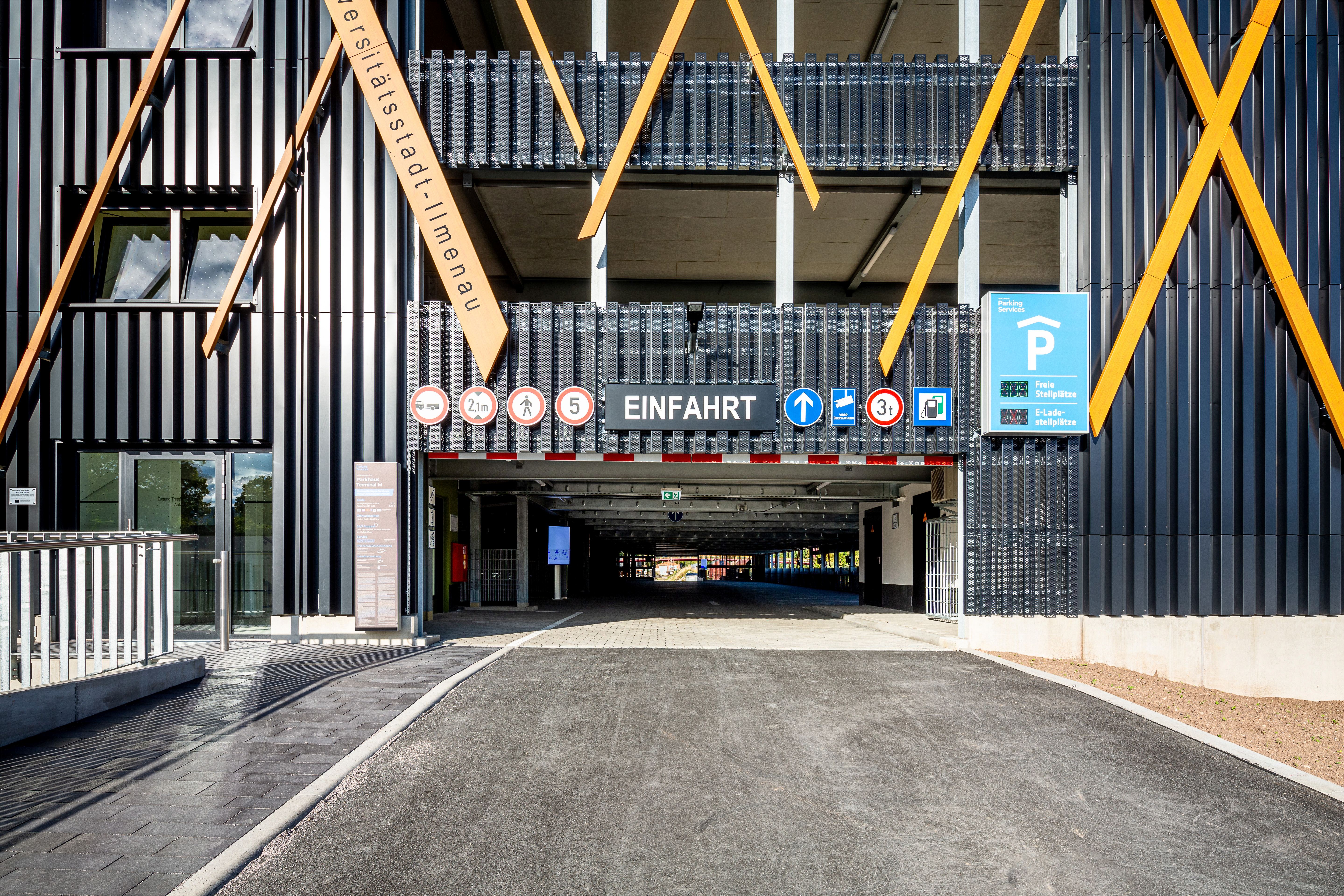 Bild 1 Goldbeck Parking Terminal M in Ilmenau
