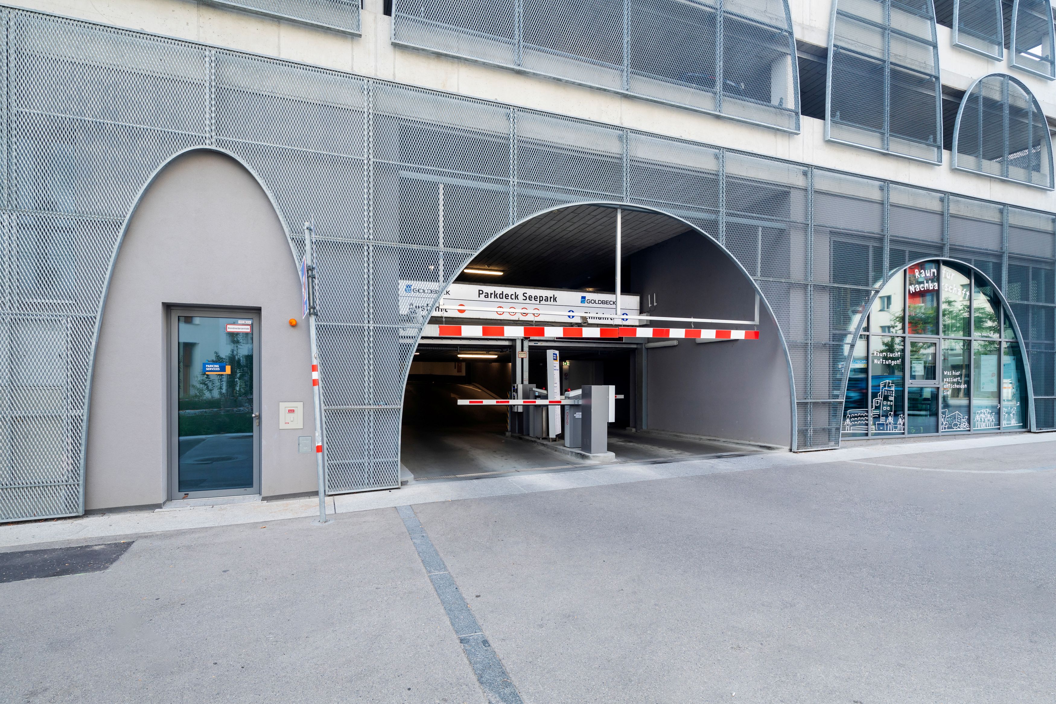 Bild 2 von Goldbeck Parking  Seepark Seestadt Aspern