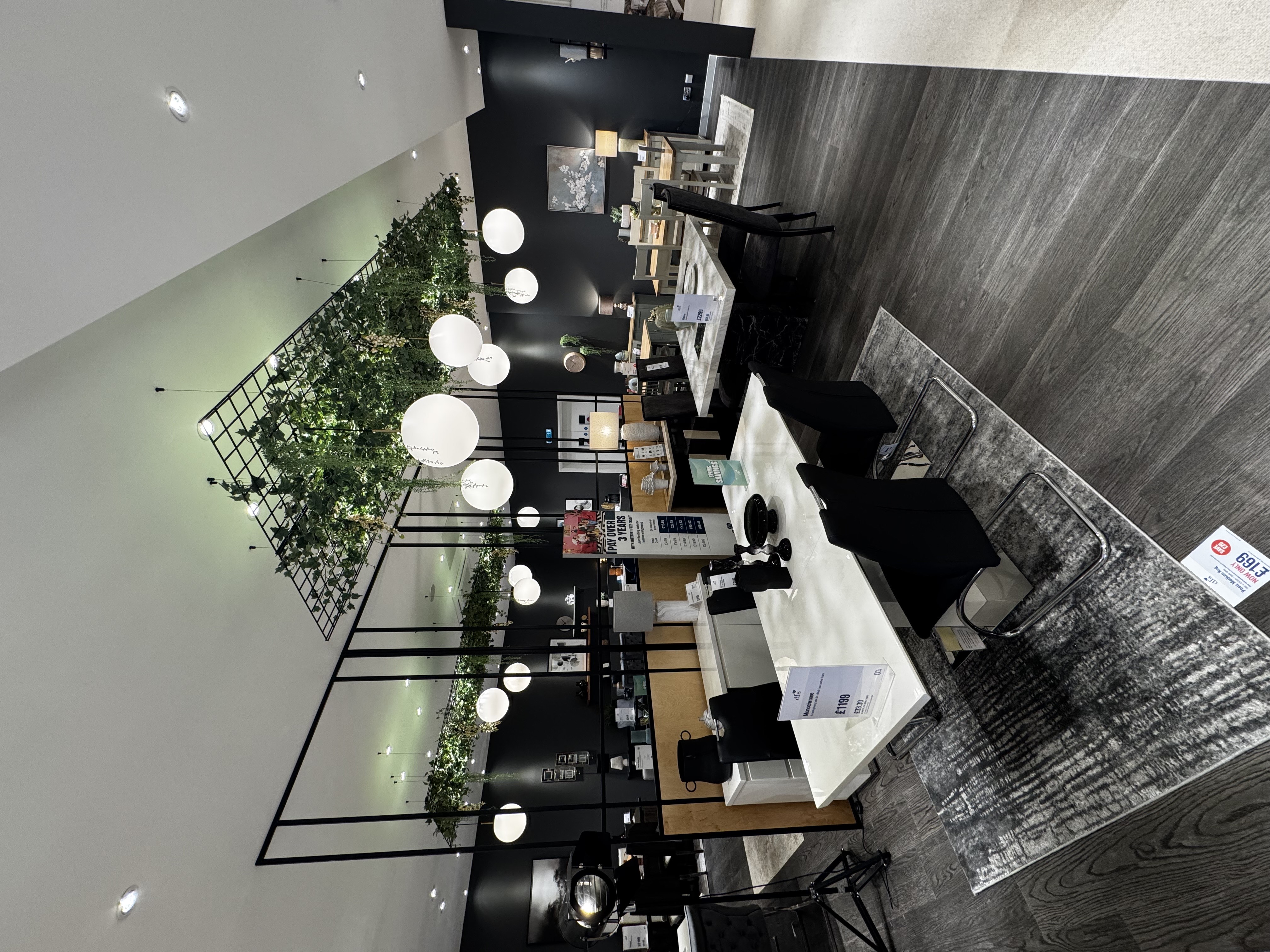 Images DFS Enfield